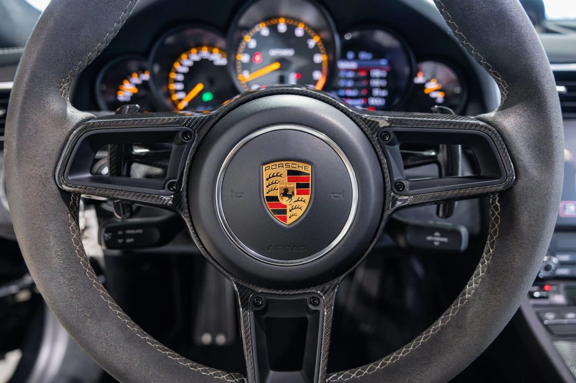 mph035_1603672220_pw_83902fd6de