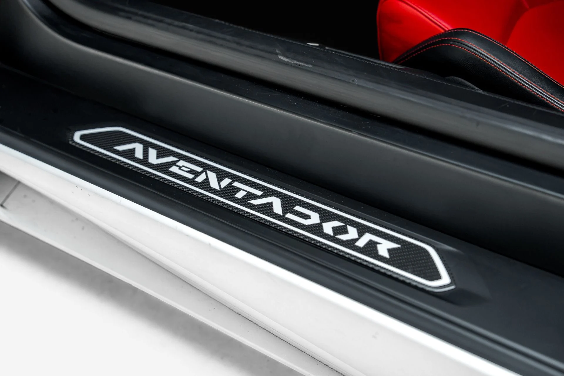 mph035_1611825267_Used_2016_Lamborghini_Aventador_LP_700_4_1790099110_eec8161410