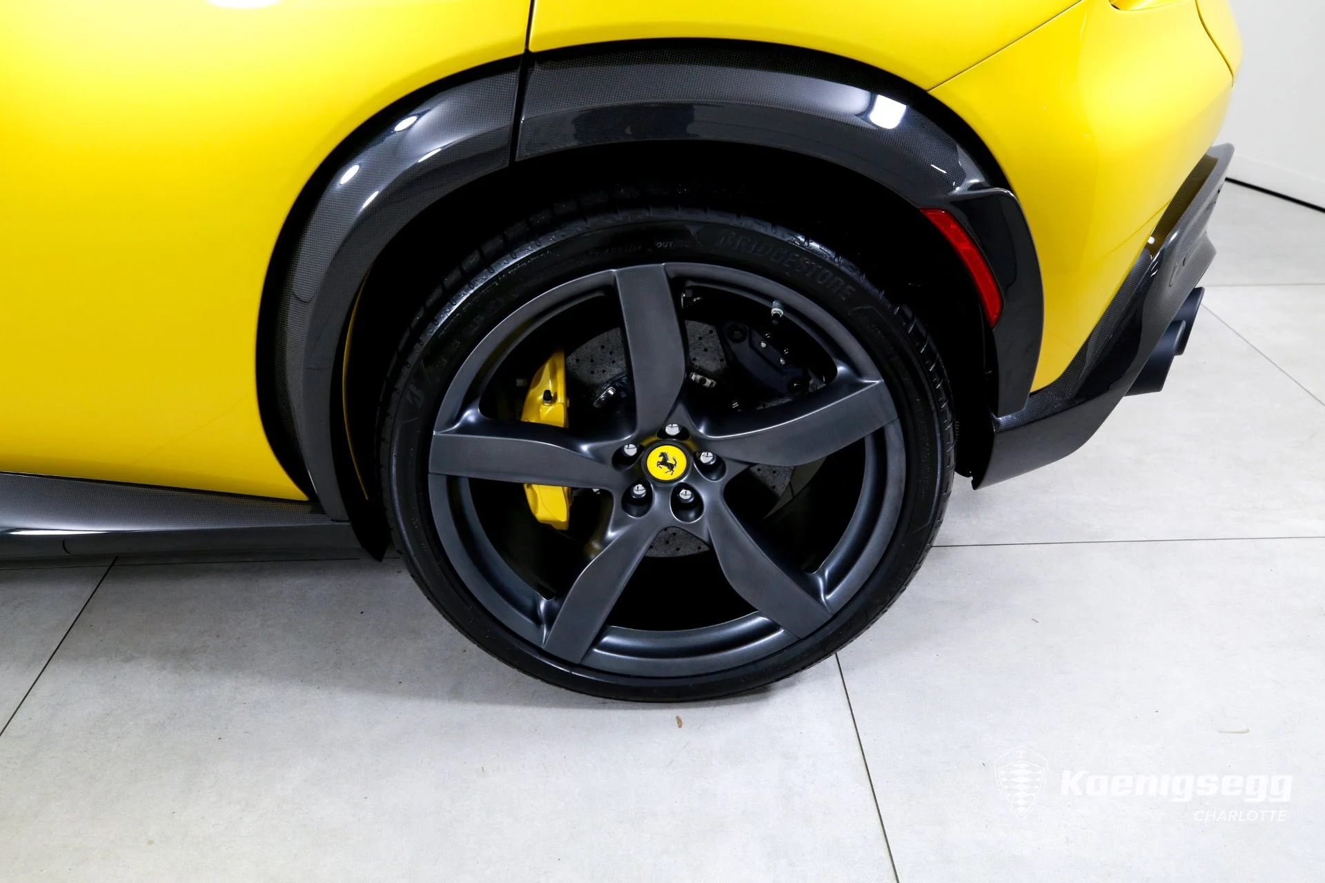 mph035_1620240656_Used_2024_Ferrari_Purosangue_1756310103_5ce0073324