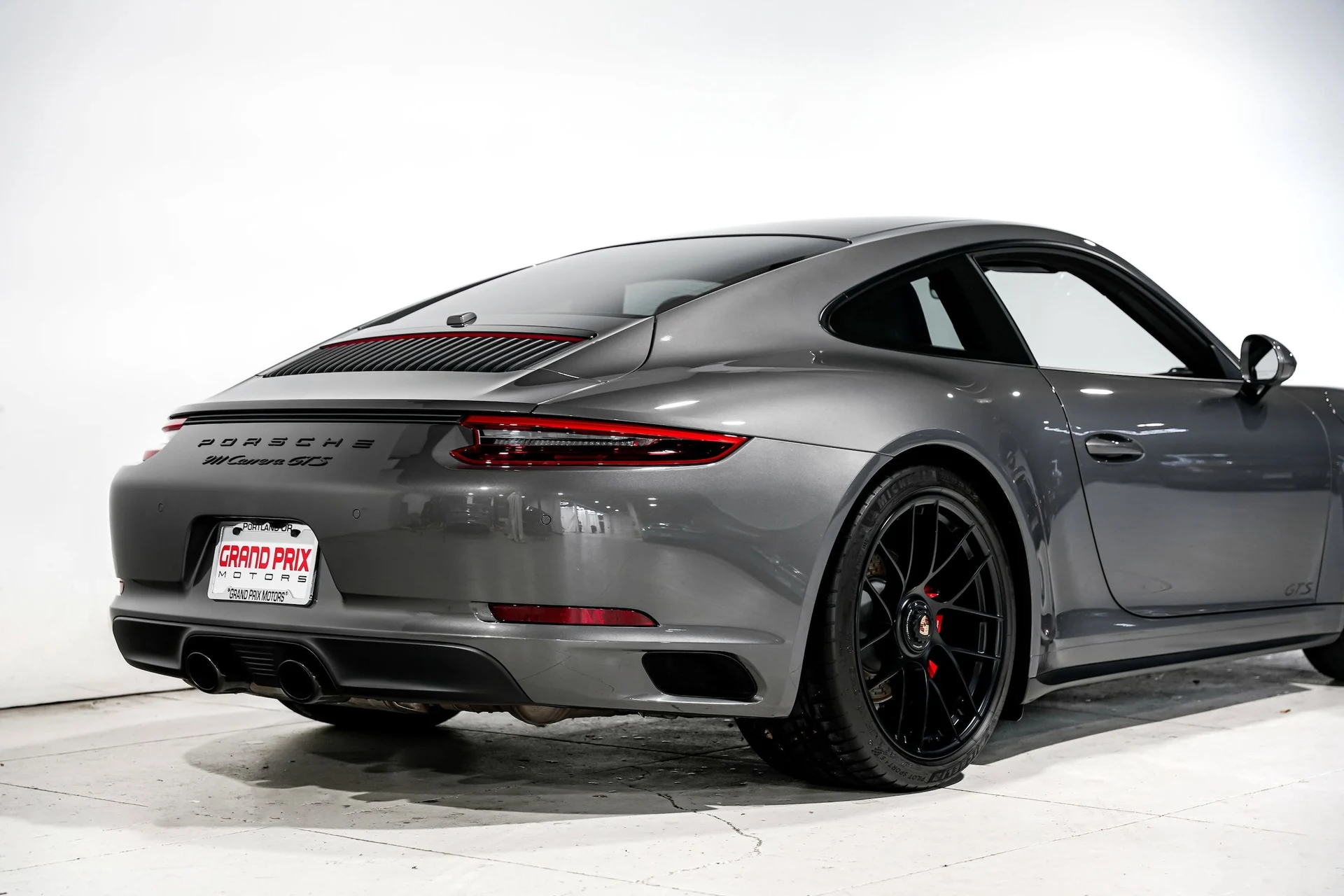 mph035_1622271037_d892f97632dab17f1cdf6ffc6976b12fx_1e31bd68d5