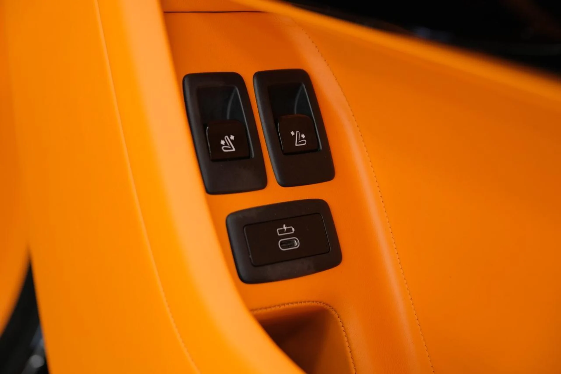 mph035_162370710_e327ae853a74ffbe599dc0acee8dac52_7e29146a24