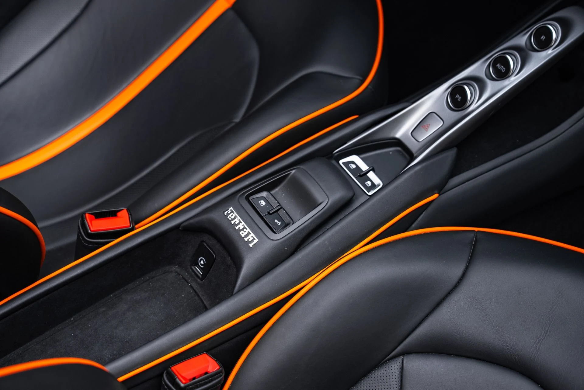 mph035_1632859084_Used_2022_Ferrari_F8_Spider_1766089321_14067bfbf1