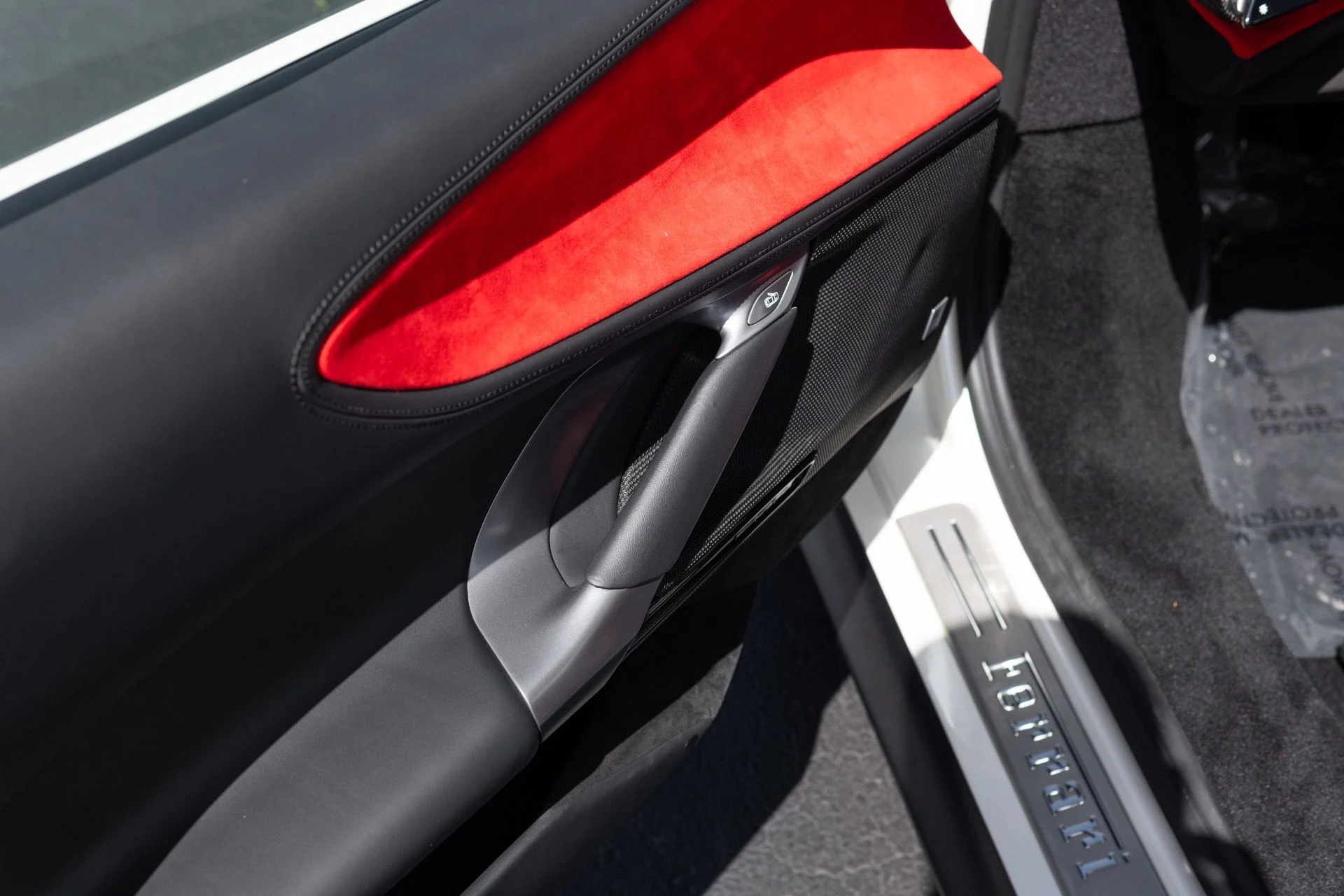 mph035_1646798528_Used_2024_Ferrari_SF_90_Spider_1774069199_6dad539b6d