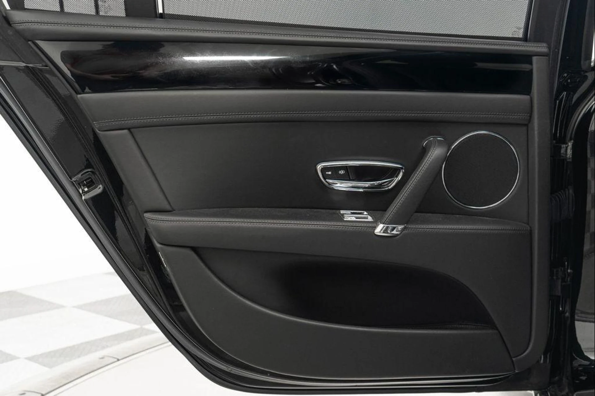 mph035_1656829133_U_Npqy_Cr7_UMOBIWB_9gc3_Tuspef84_33be345002