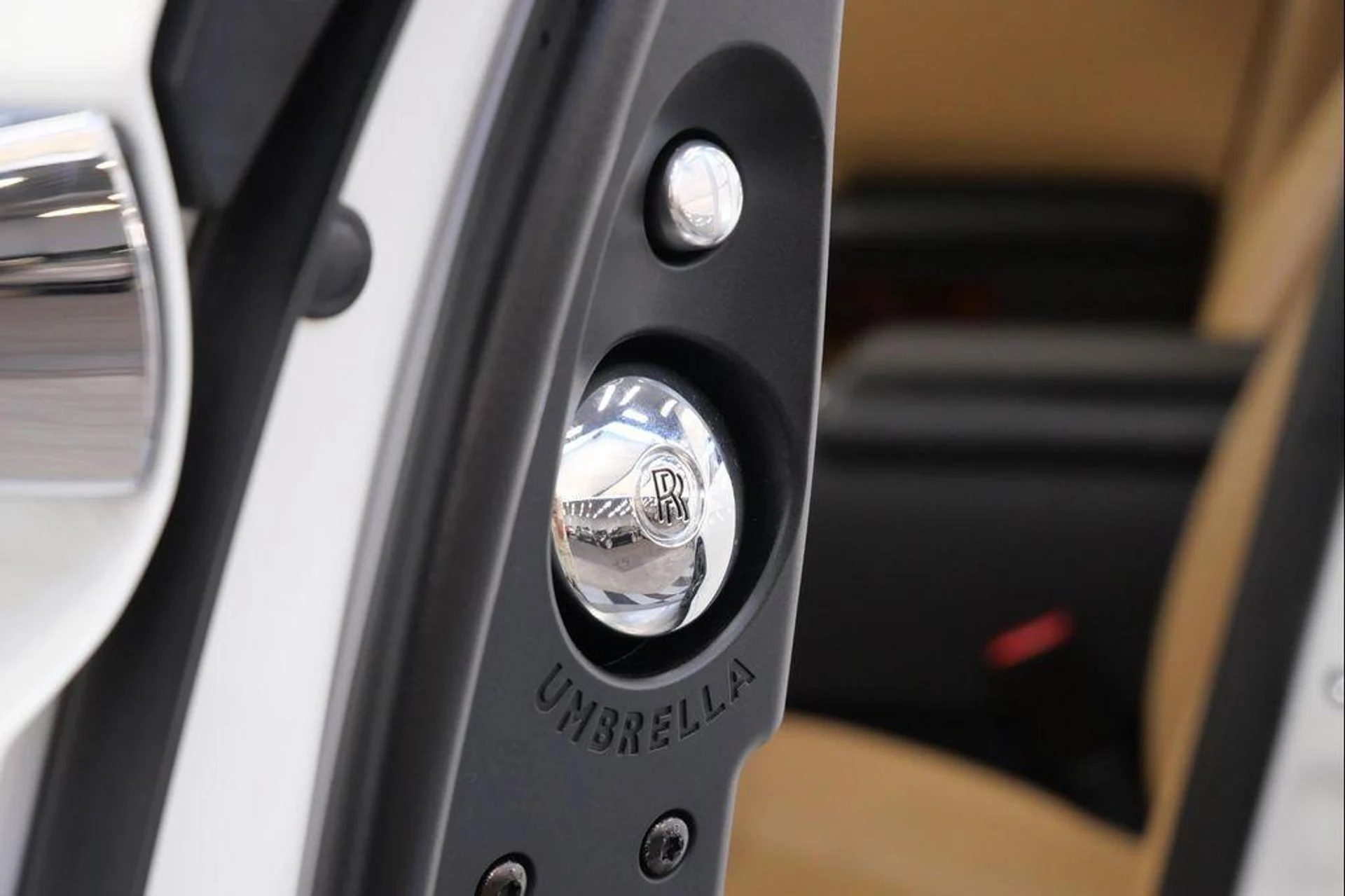 mph035_1661421730_Om_S3wji_Ew_Vn_Va_I_qv5_UE_34_Yd_UEY_1768cf7153