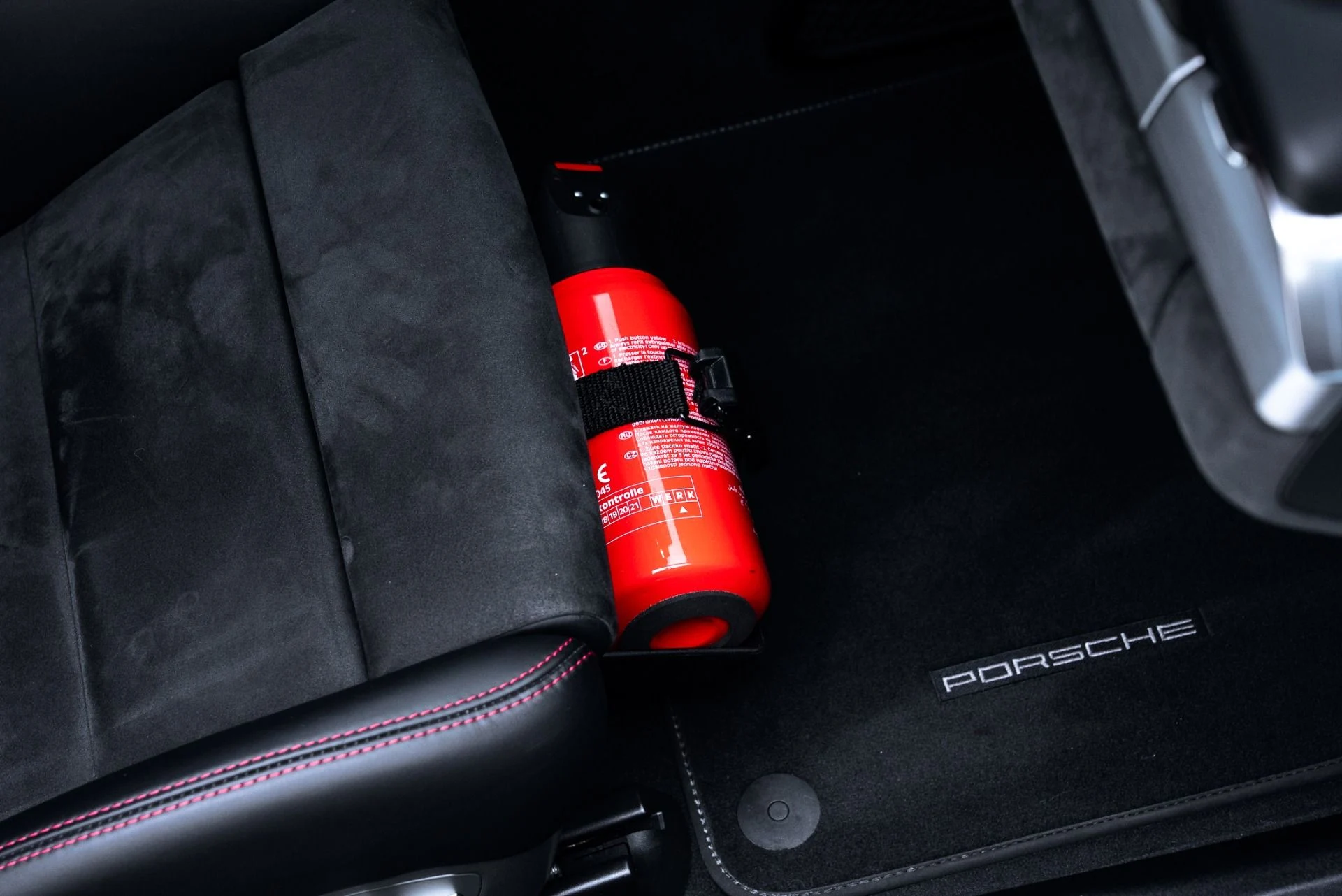 mph035_1692513902_Used_2015_Porsche_911_GT_3_1774894950_e702a7a8cf