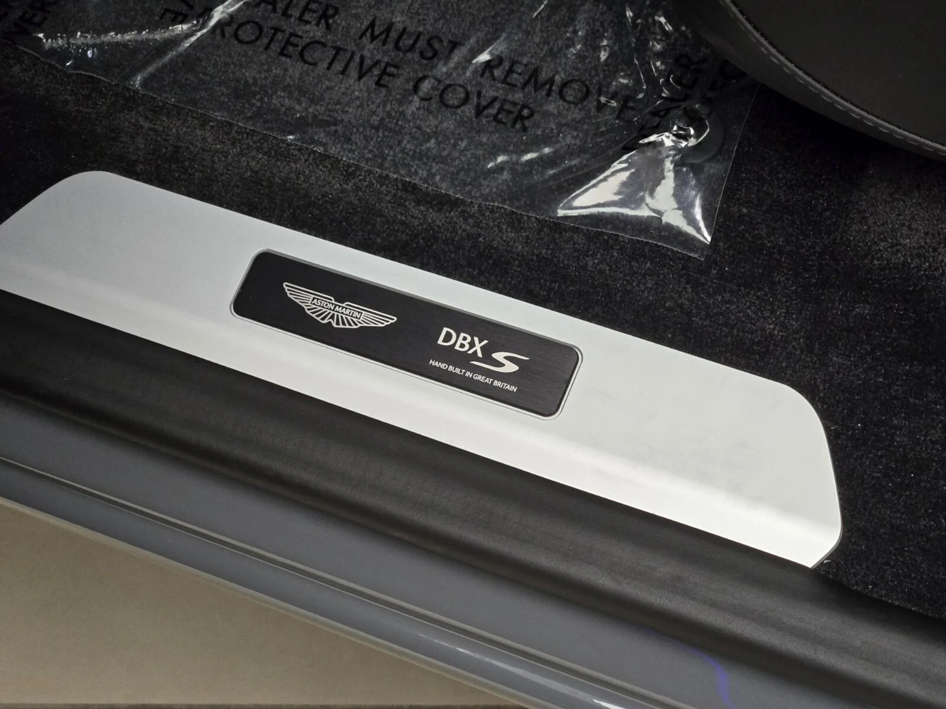 mph035_1694739339_New_2026_Aston_Martin_DBX_S_1776143676_b9dccf0e1b