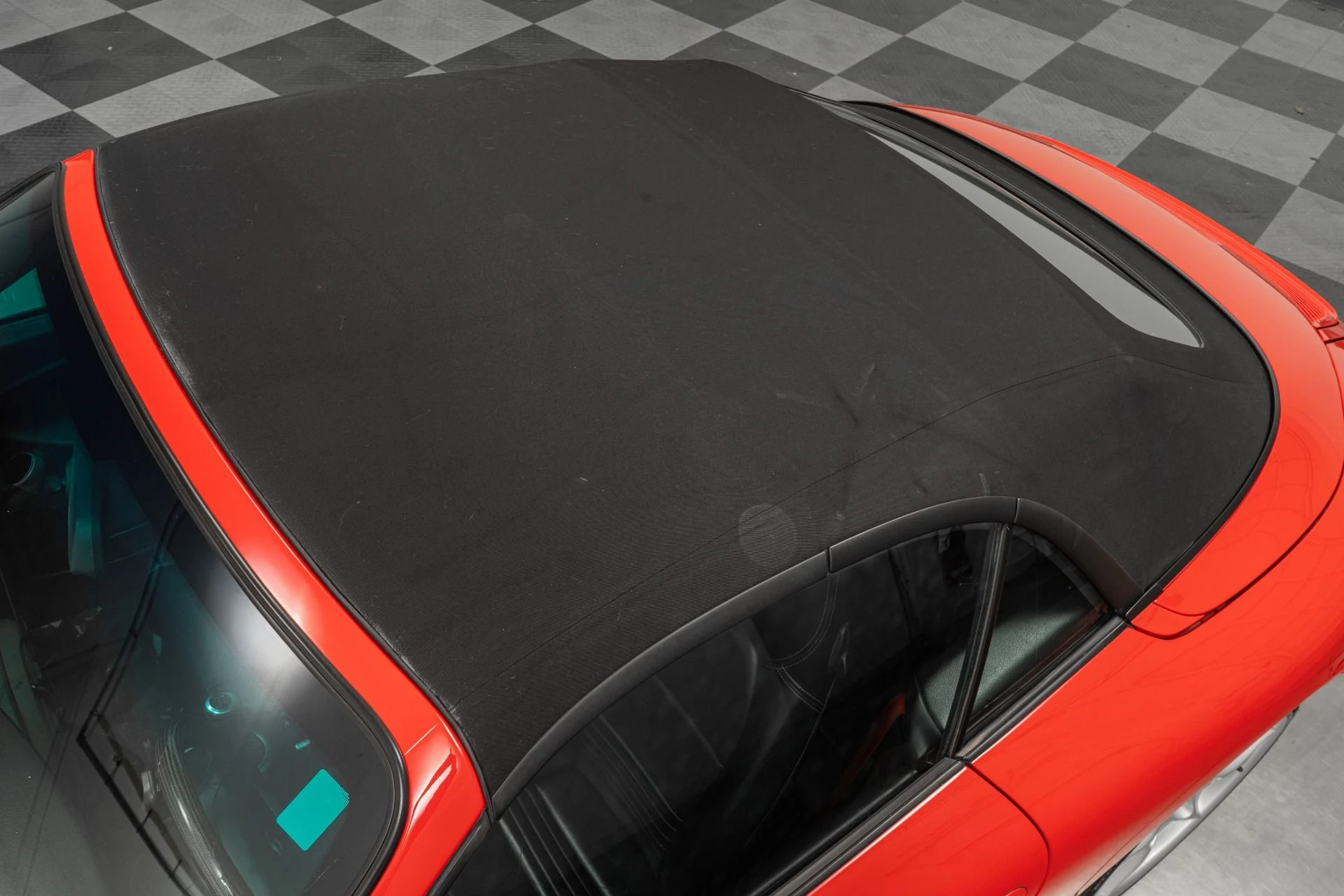 mph035_1695082380_Used_2004_Porsche_911_Carrera_Cabriolet_1761773538_cc4d734888