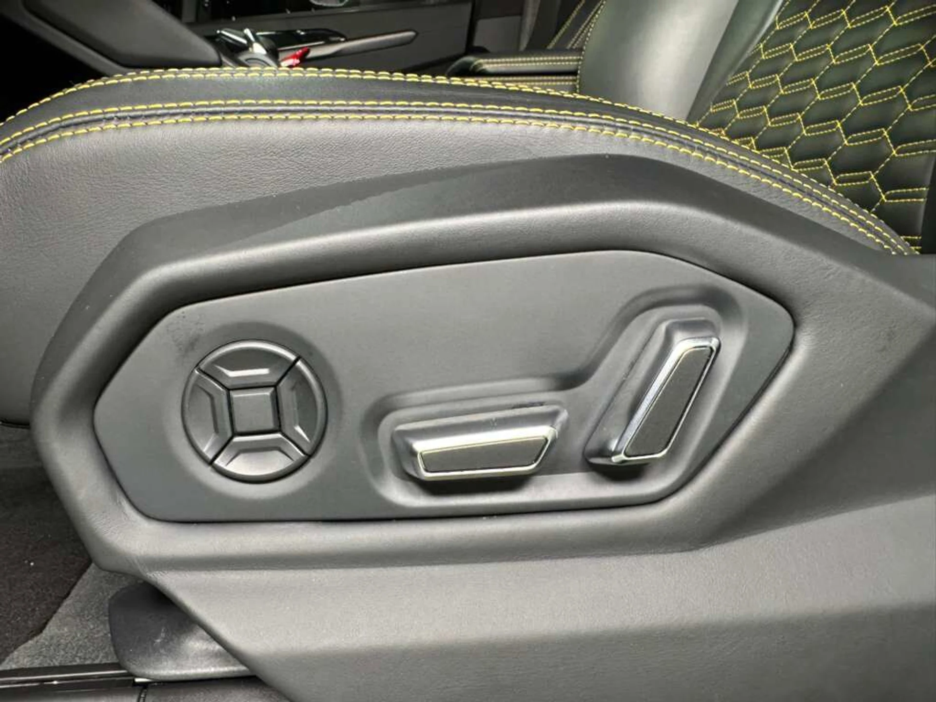 mph035_1700201749_24527bb7a00ed8de1b2532b17c595b92_1148a02f21