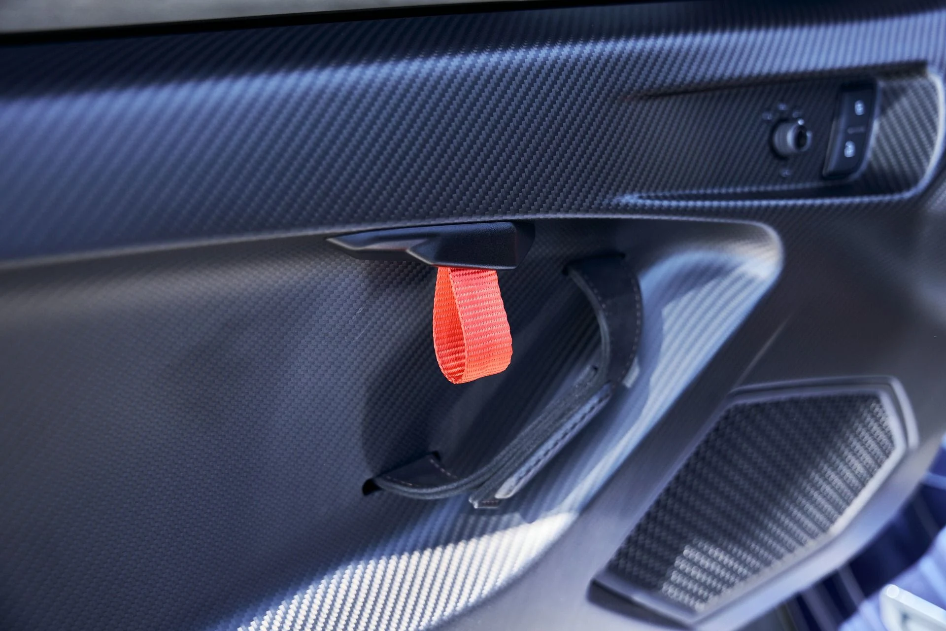 mph035_1706767641_Used_2024_Lamborghini_Huracan_Tecnica_Base_1773278442_ee2875161b