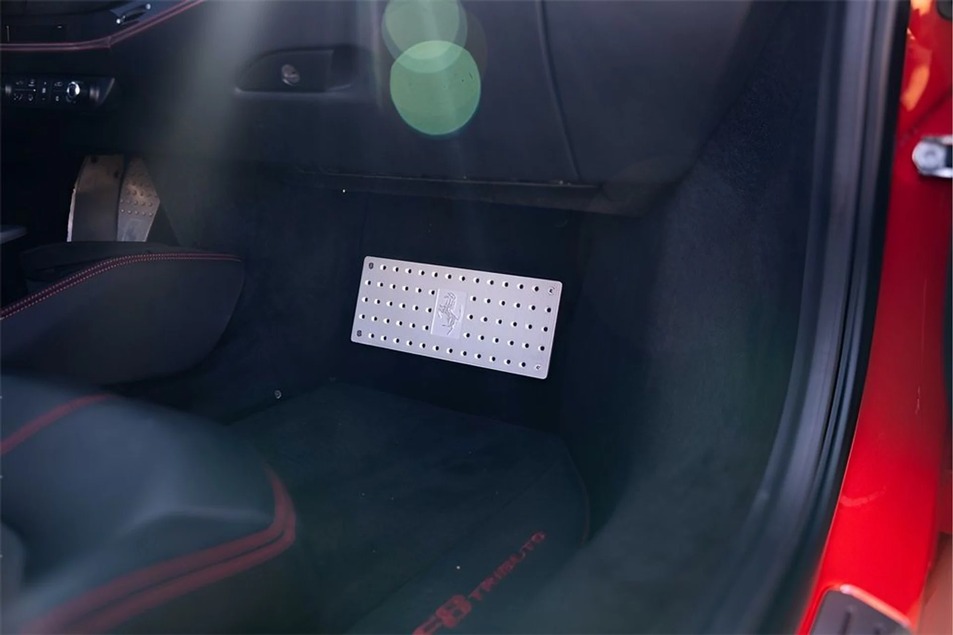 mph035_171368998_image_36_0de71a199a