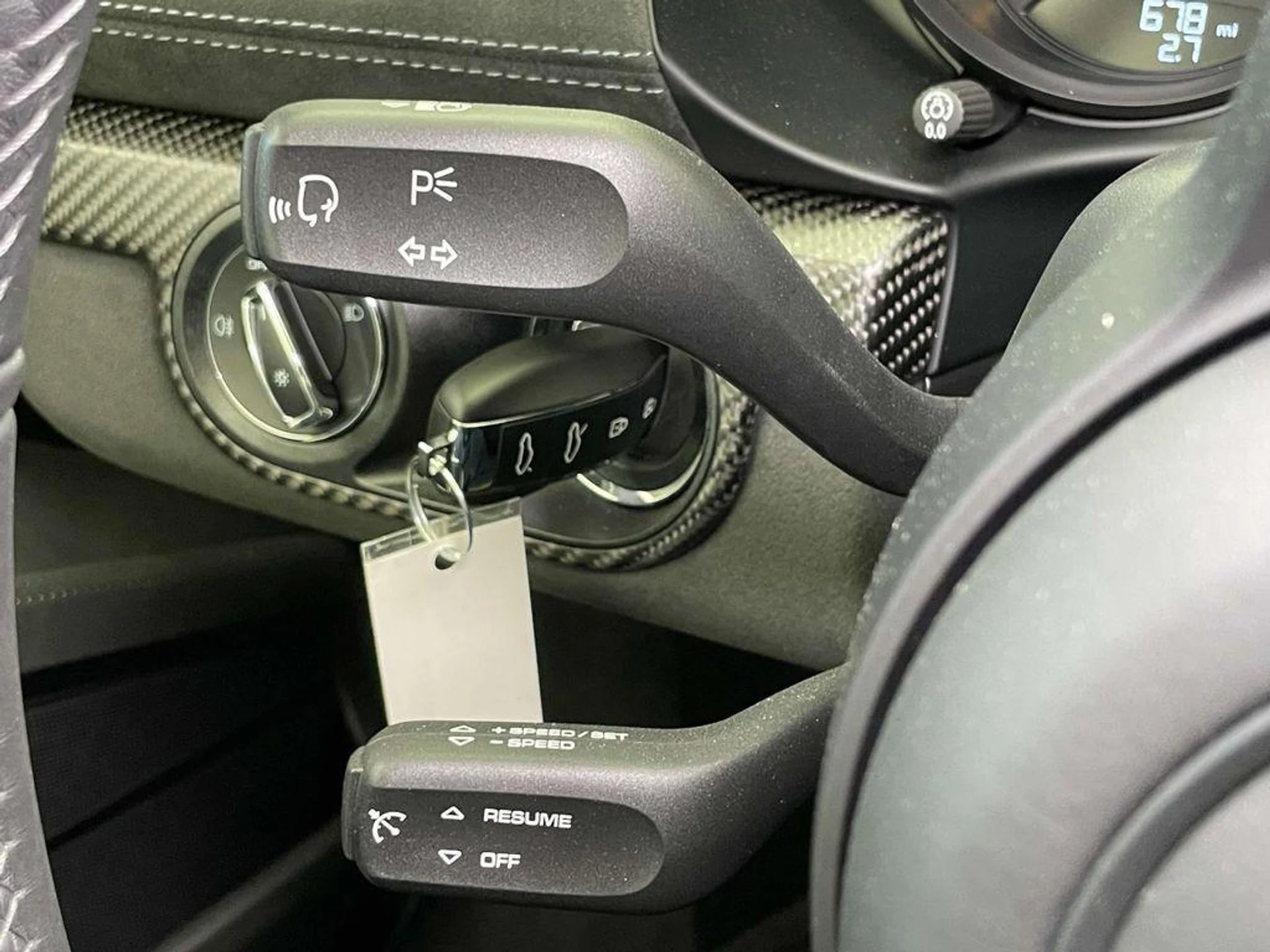 mph035_1716983791_6y_R_Tpb_Jce3qmu_Y_Rp_Kb_Py_VD_Ta0_d88672ae8d