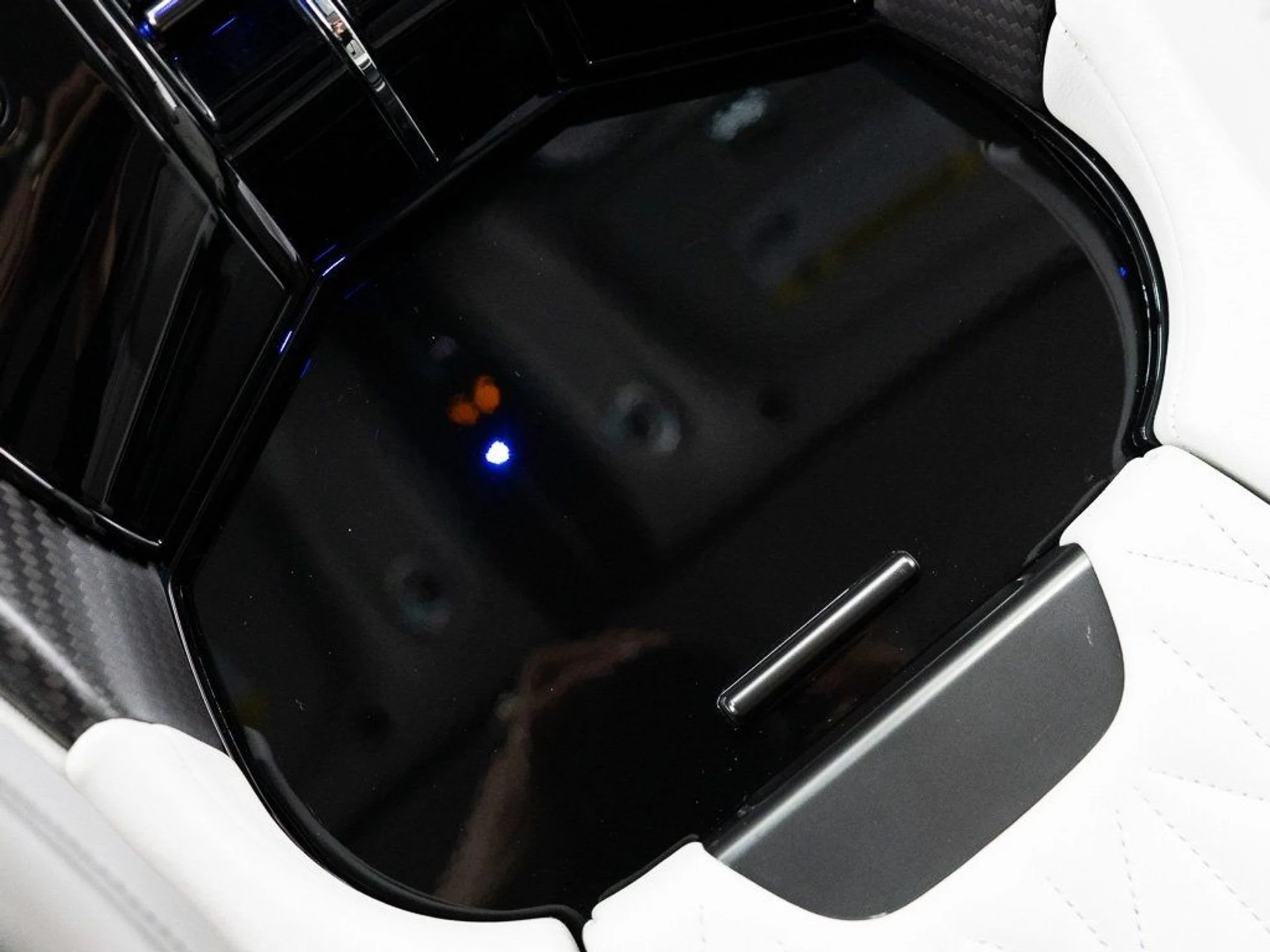 mph035_1718151789_7e139f2c6484c9d4abfe75284c2a01dc_b3c128ef1b