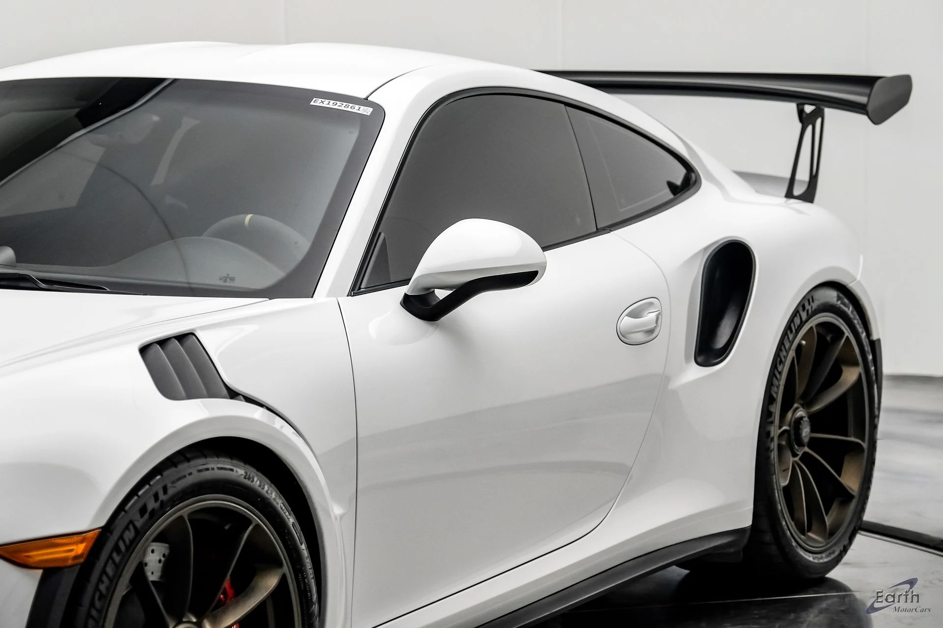 mph035_171967497_61056cd03b6408c931cd26c407c084d8x_2626615b96