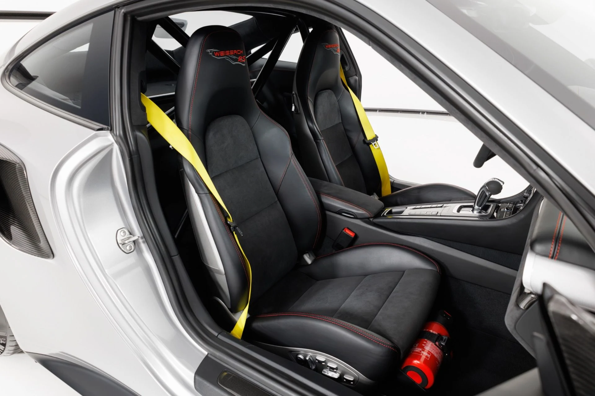 mph035_1726674617_Used_2018_Porsche_911_GT_2_RS_1791916169_1df27585e2