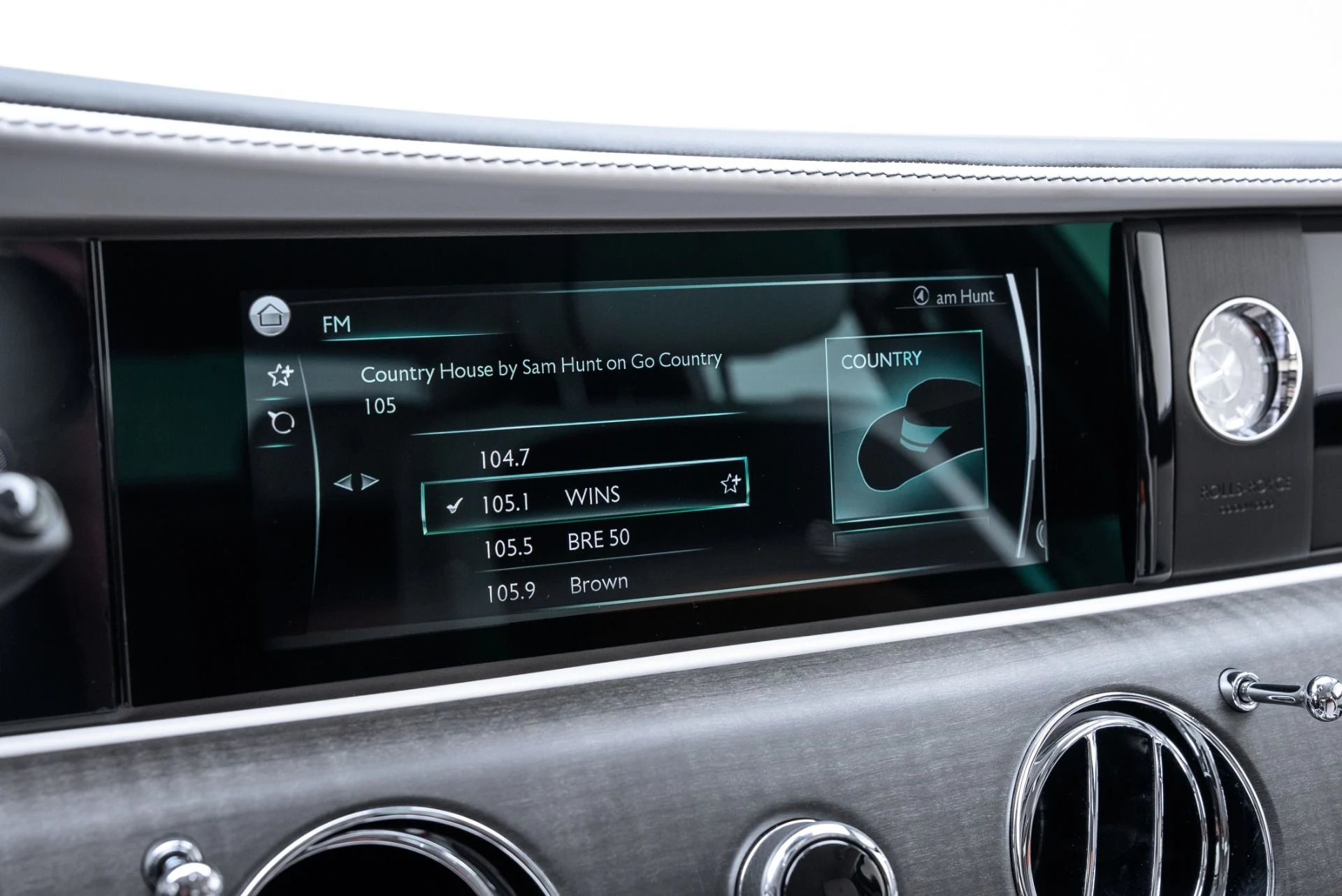 mph035_1763890791_Used_2022_Rolls_Royce_Ghost_1775153175_6c38f88fbf