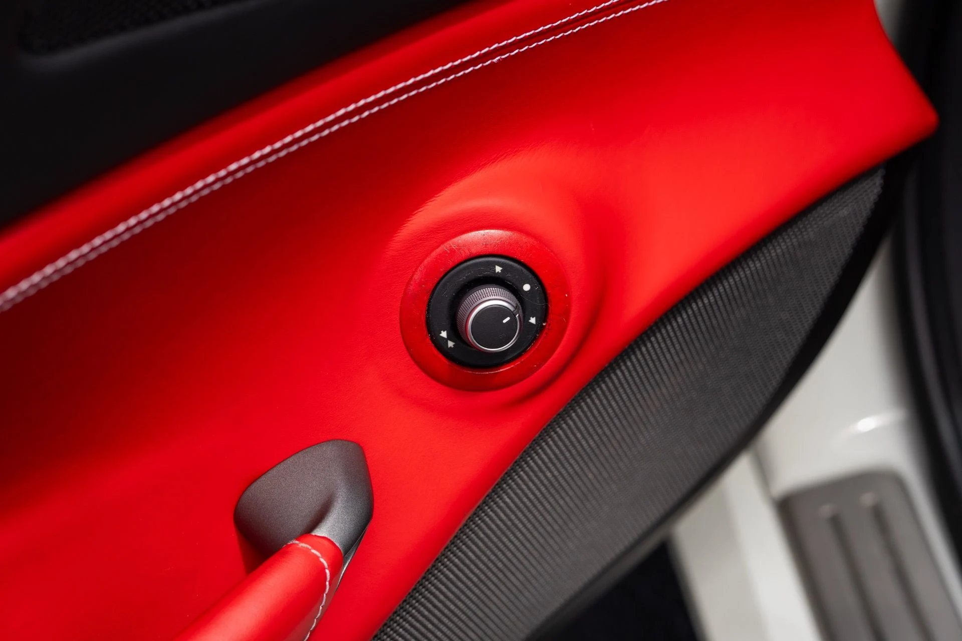 mph035_1770156885_Used_2016_Ferrari_488_GTB_1777085650_ea6a2c6efd