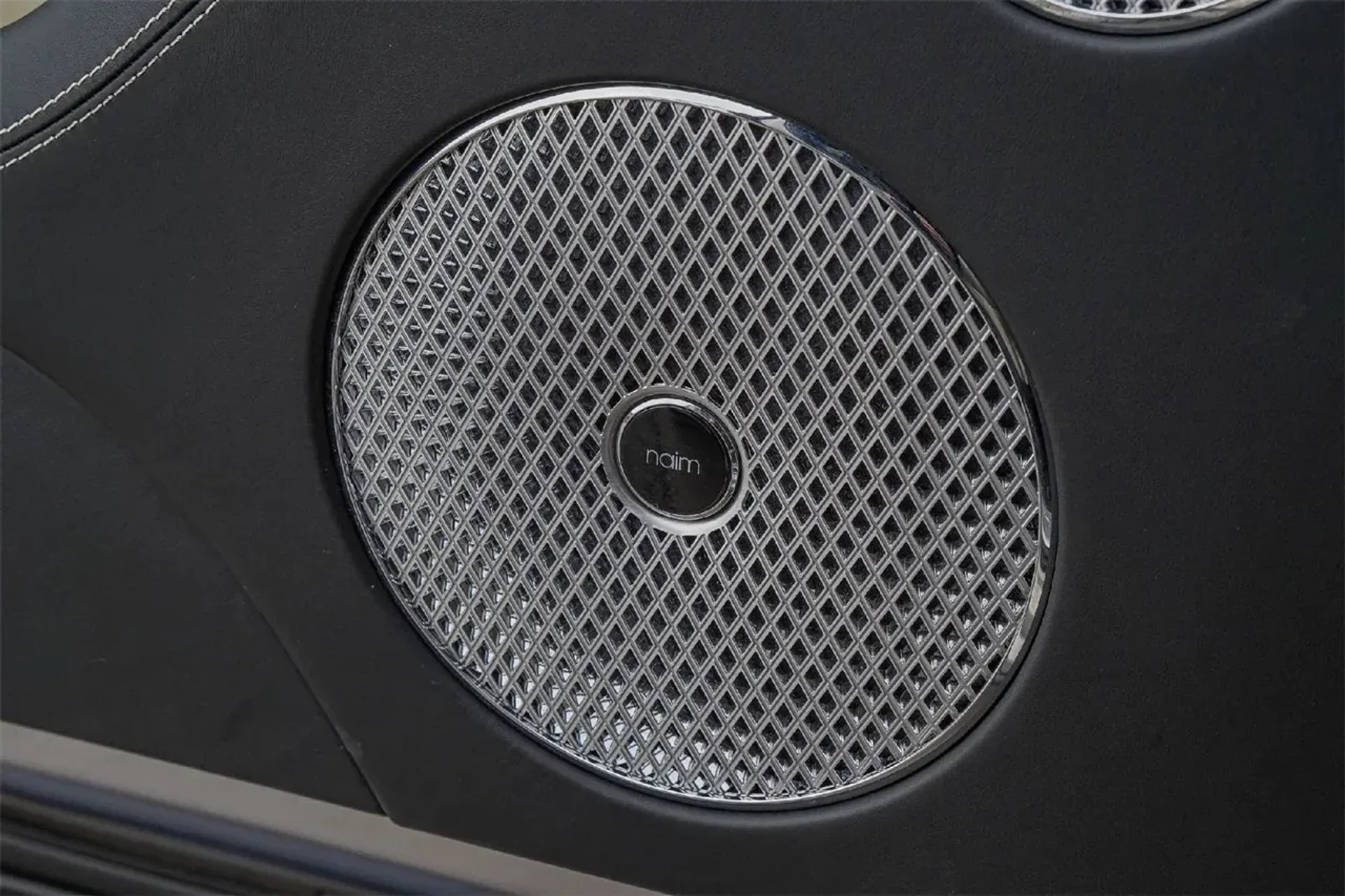 mph035_177790322_fa0e747da0024a5482487f88bfa0ebf4_cedbd89658