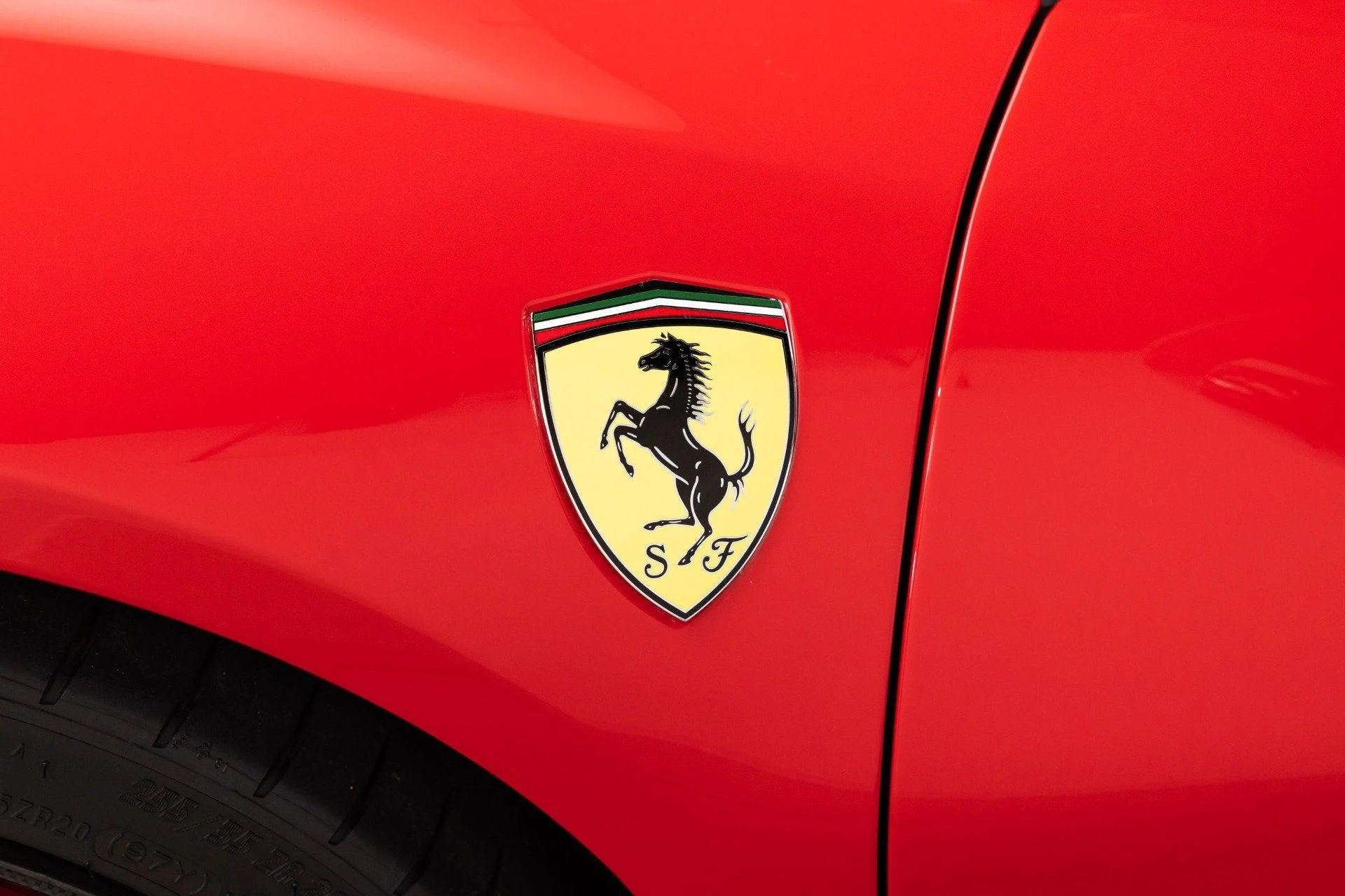 mph035_1785610620_Used_2022_Ferrari_SF_90_Spider_1788255971_355f108b3e