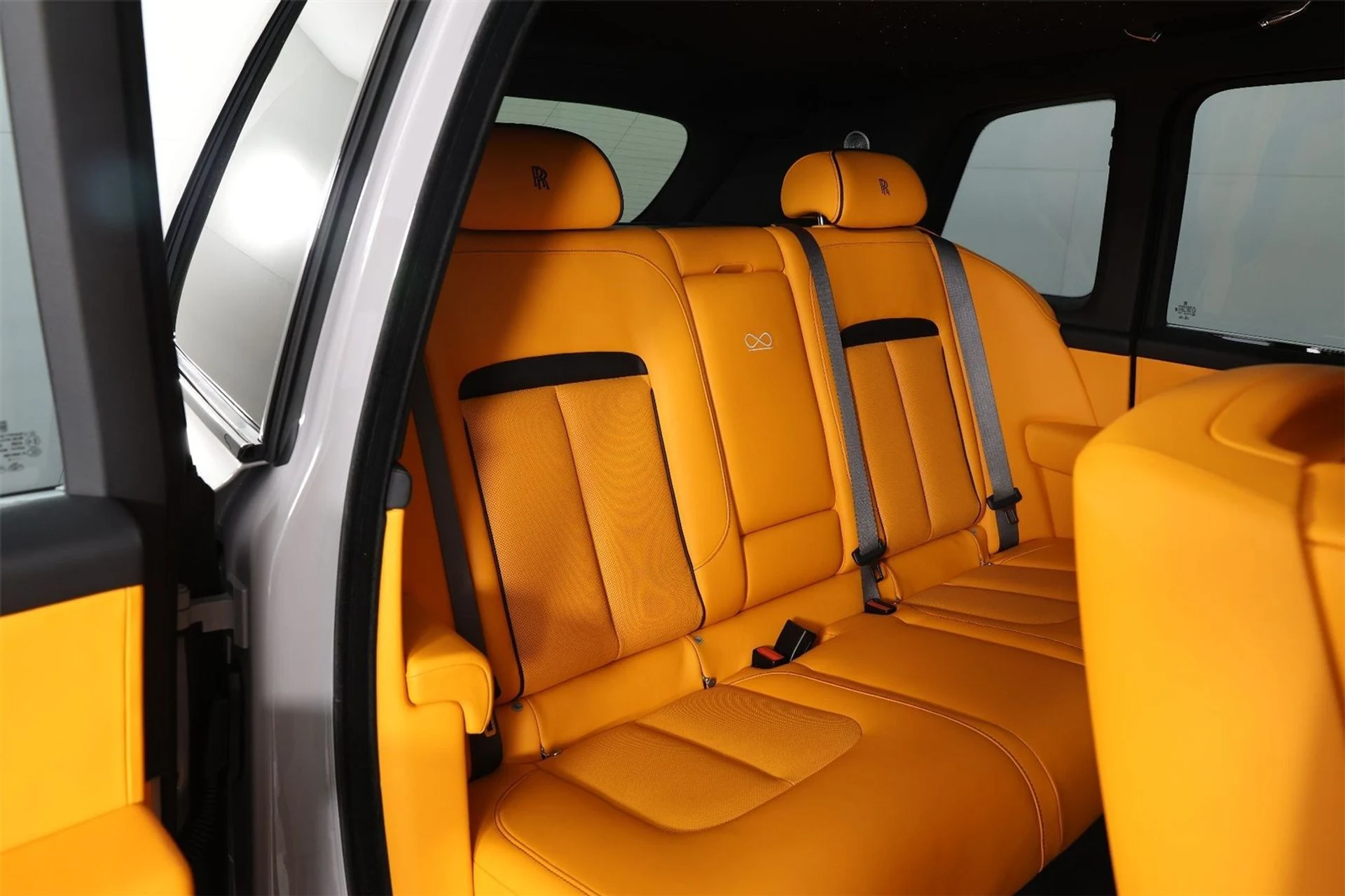 mph035_1785960391_2416b374ca4d0edb9e3bde42baffce20_60f375fce3