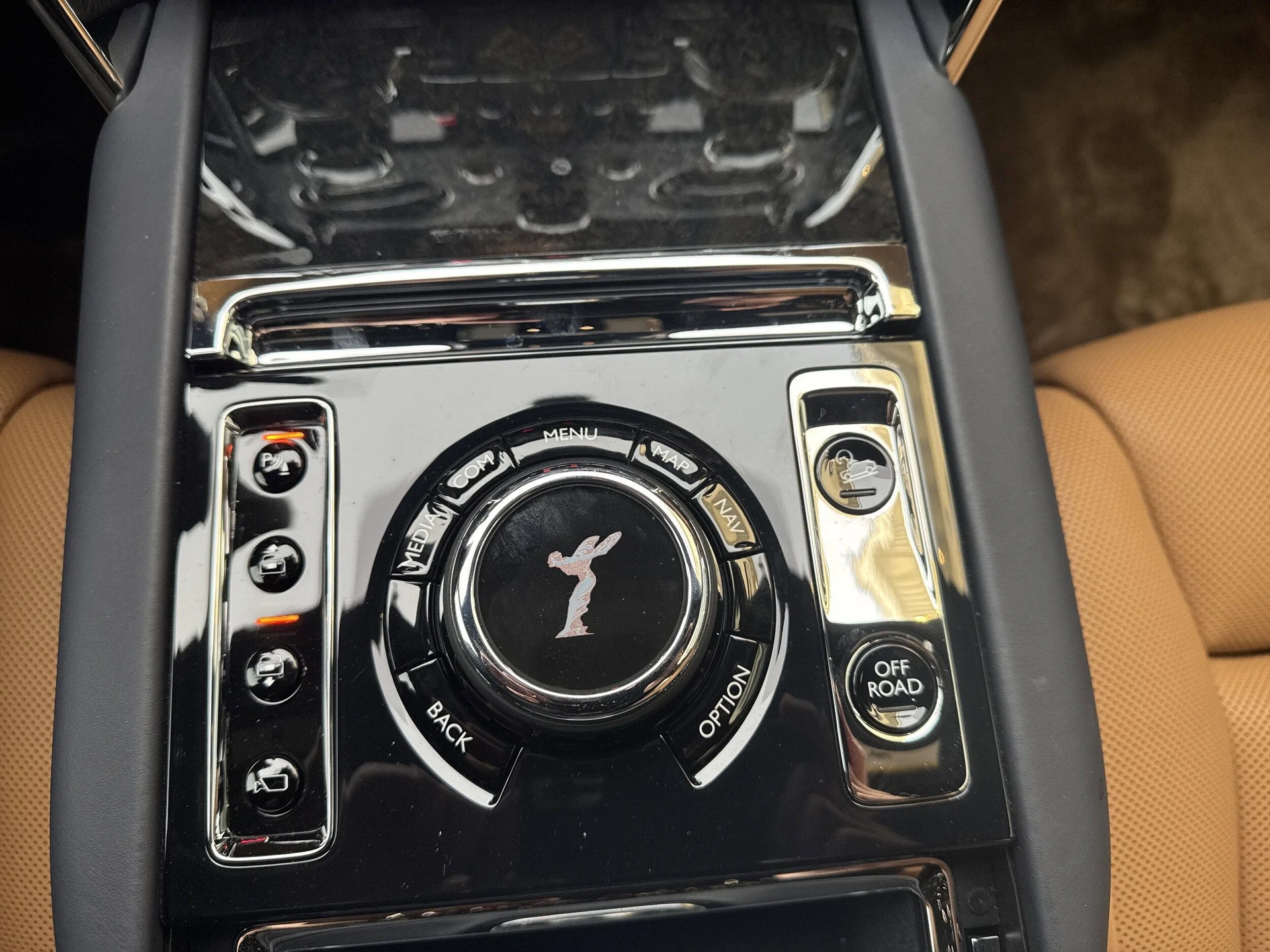 mph035_1794285816_dcbd807510b87ee8c2552986f12d17a3x_1557fbcb52