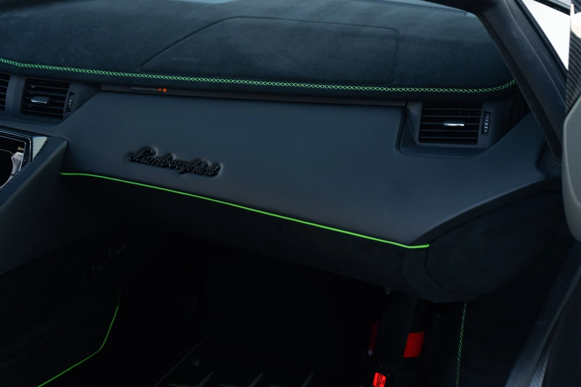 mph035_1812114813_Used_2019_Lamborghini_Aventador_LP_770_4_SVJ_1771431359_c297d82601