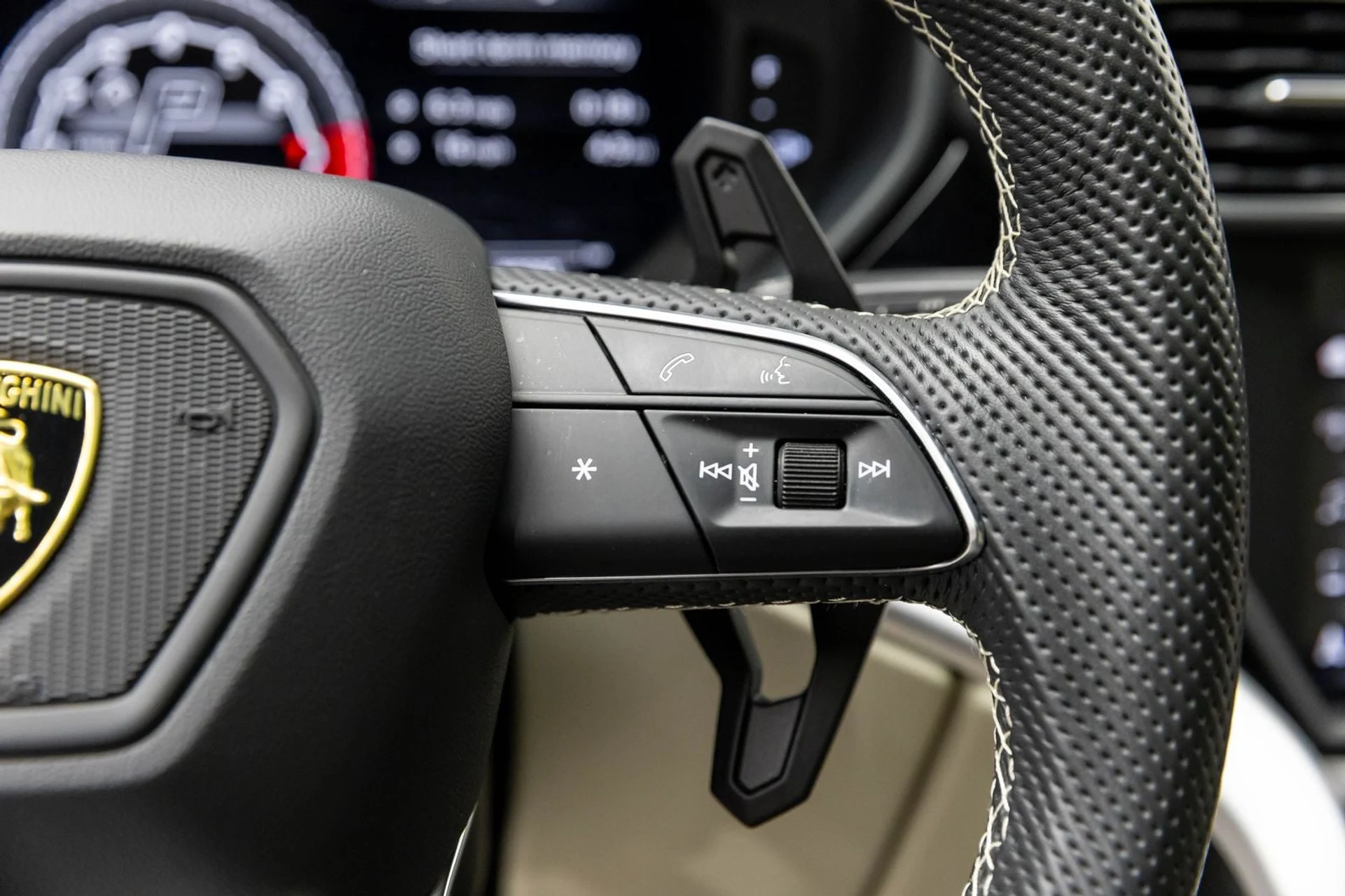 mph035_1836436079_36_4c6bb4cfa8