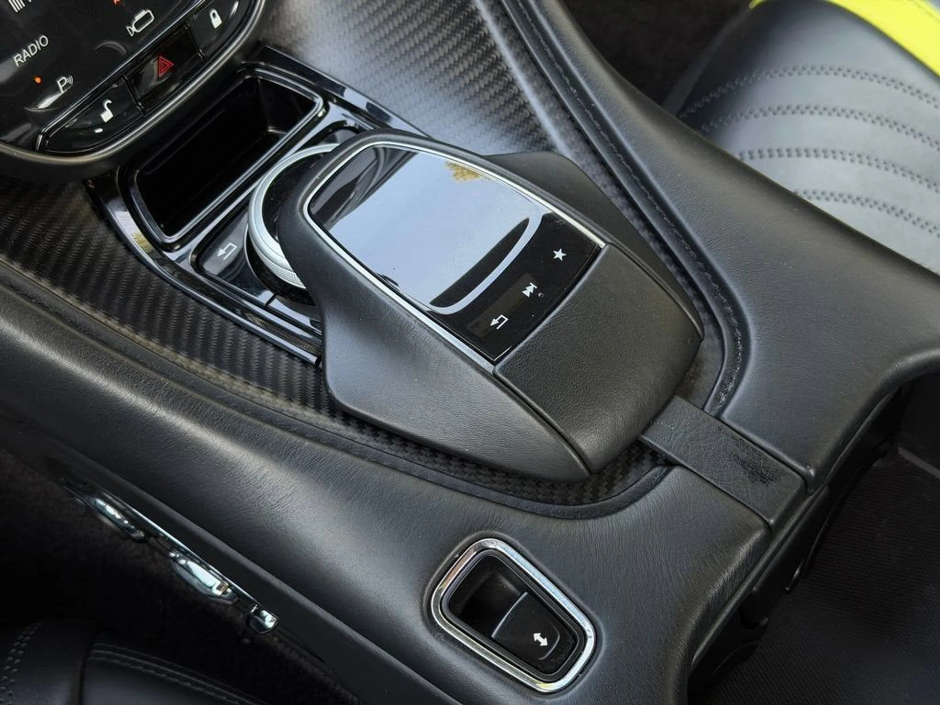 mph035_183923213_e7ea50f6f6c0493b91e1251f5abf7e4d_aea3e33363