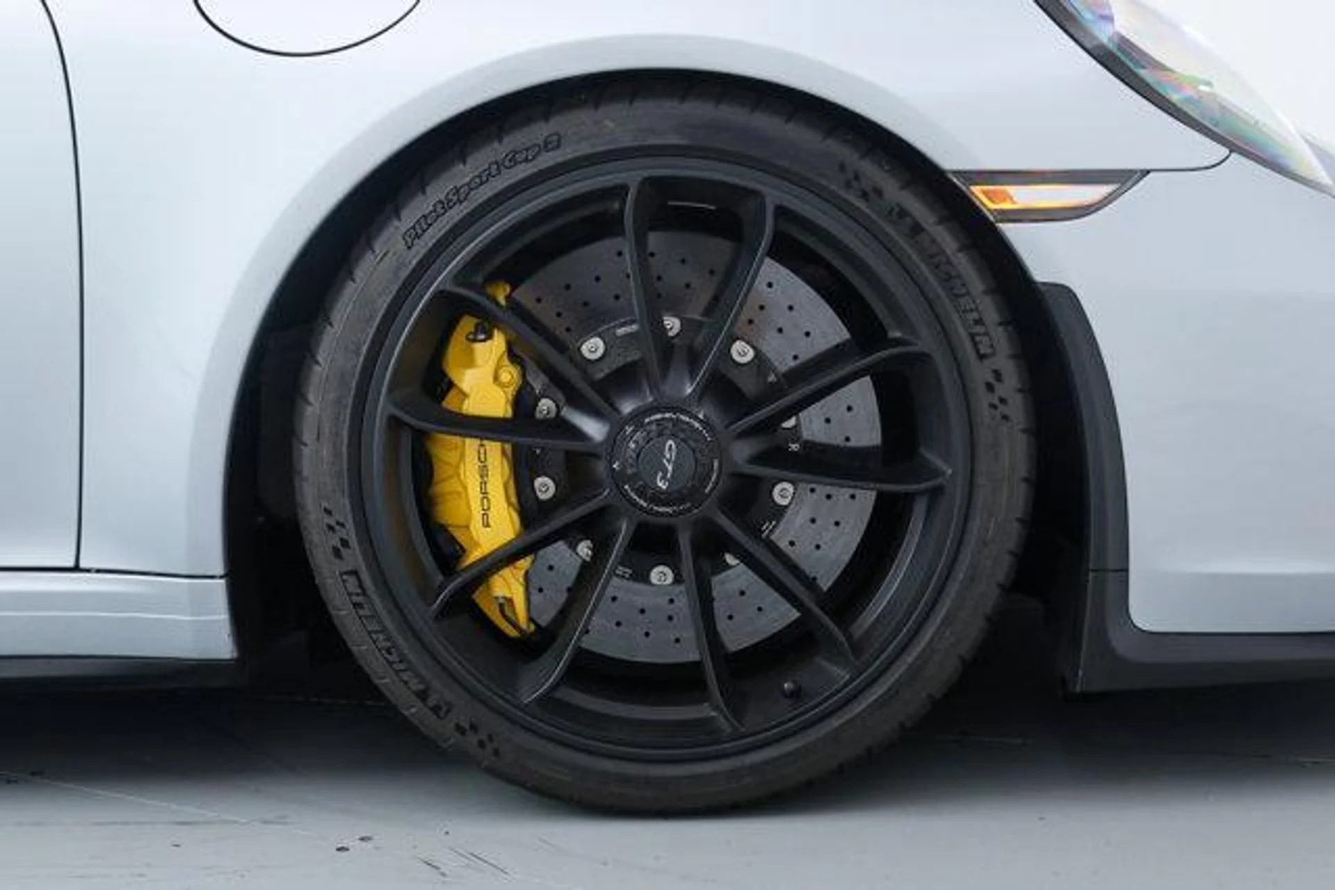 mph035_1840531831_W5gk5k7b_Aaa_C_Ij_Rc_On_Cgly_Hi_Lmg_8f35de7ef1