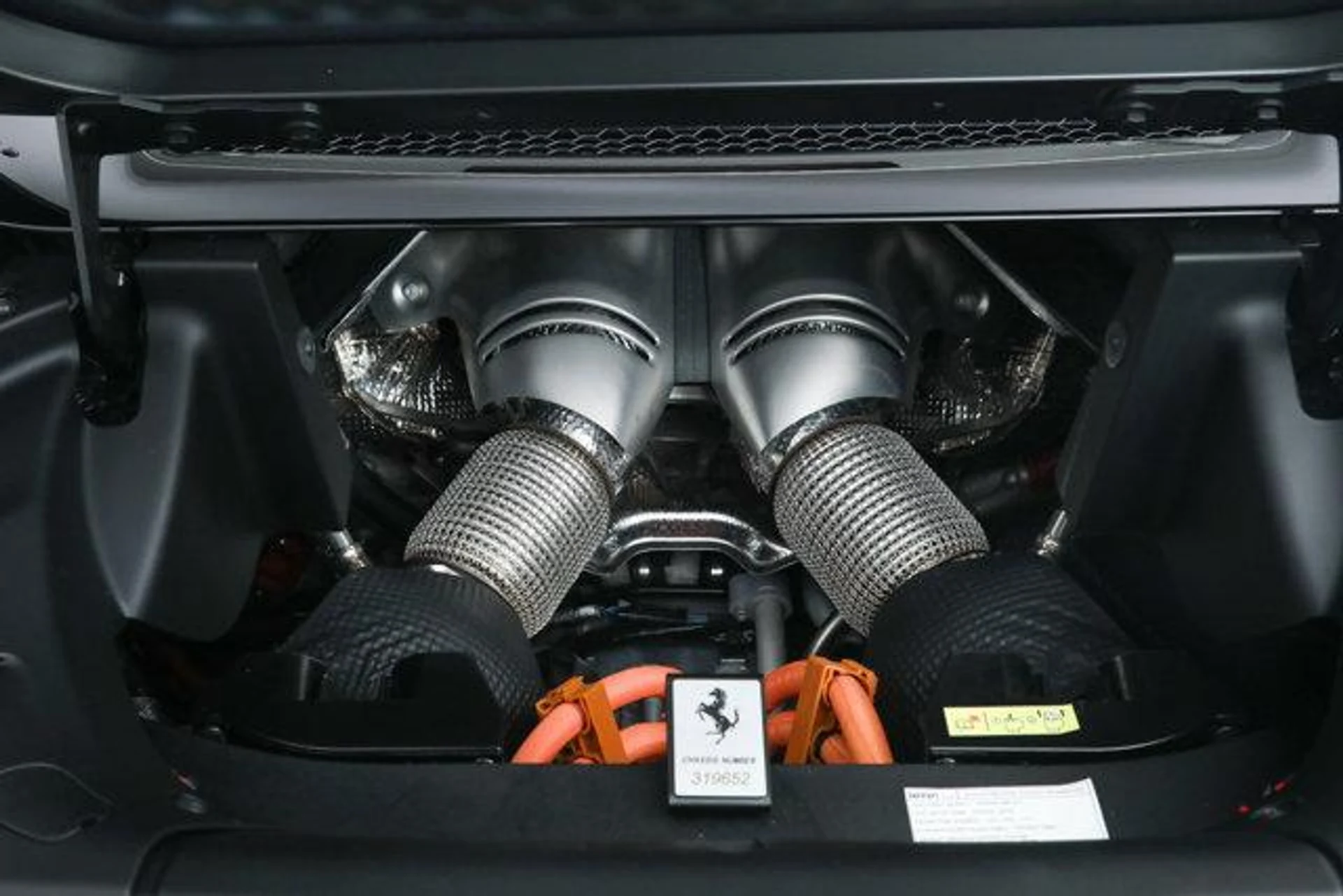 mph035_1841245729_grw4sa72yd_P4_Lh_Eiak_Jnn_ML_43y_Y_23e380d53b