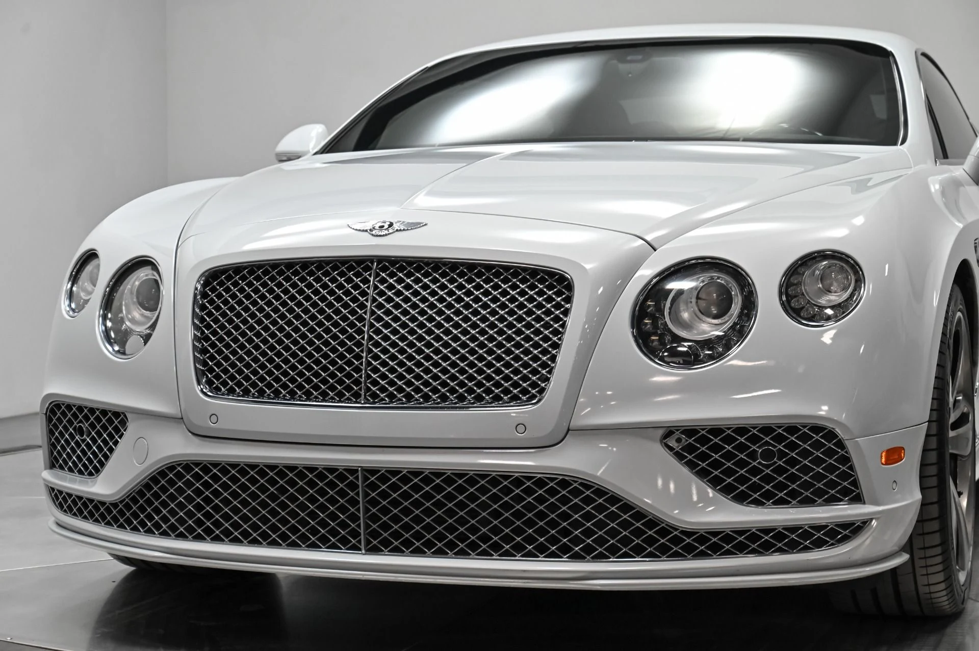 mph035_1845746196_Used_2016_Bentley_Continental_GT_Speed_1754415924_ed3537d51b