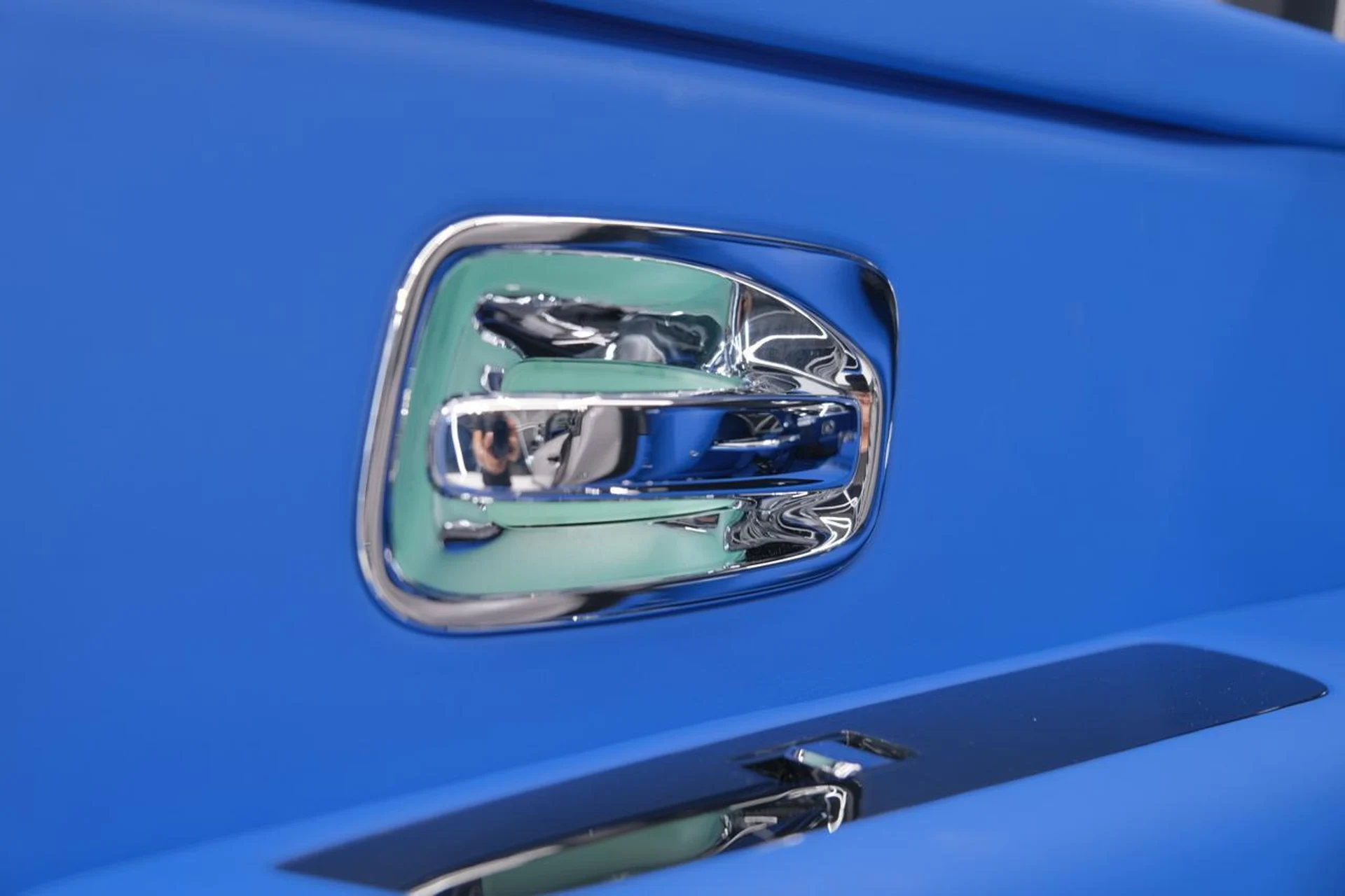 mph035_1854117849_b453f6f67cb61bfc5d9d837eeef7aceb_28d3bebbaf