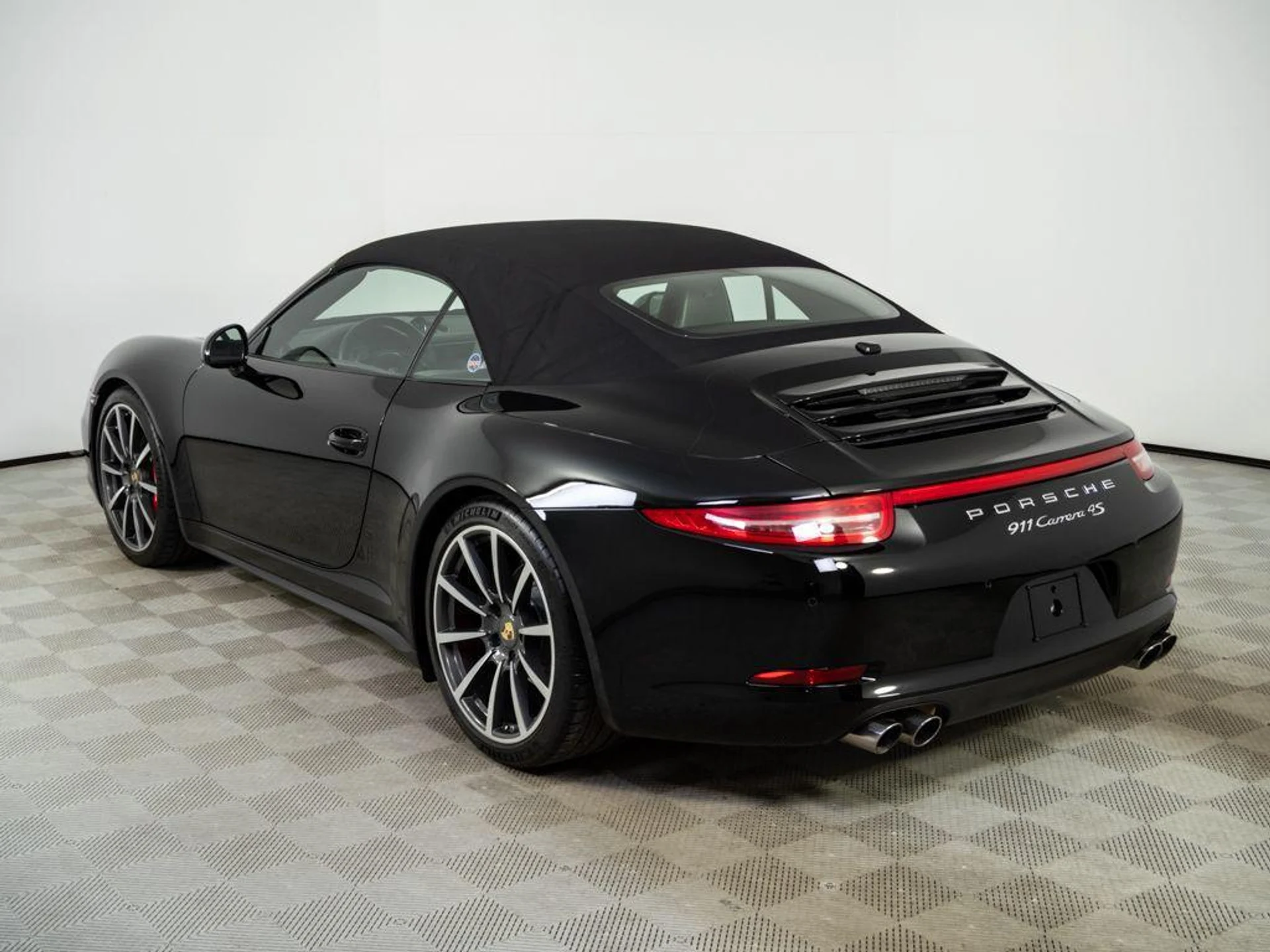 mph035_1859842548_a_Yt52_OM_Wiry_Vx_Qmgn_Td_P6ka_N_Gi_Q_8f6a4cfef3