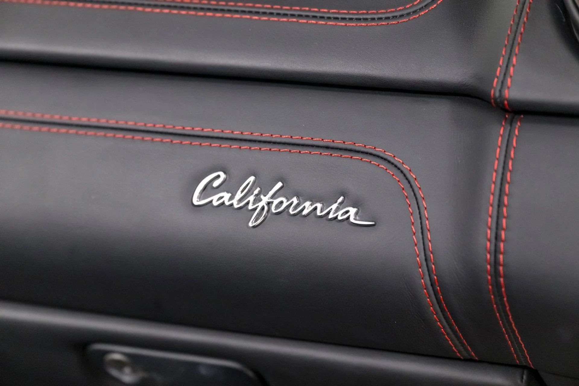 mph035_1861094559_bce87074fd6144b8be836fec154d10d8_b2ee32fbbd