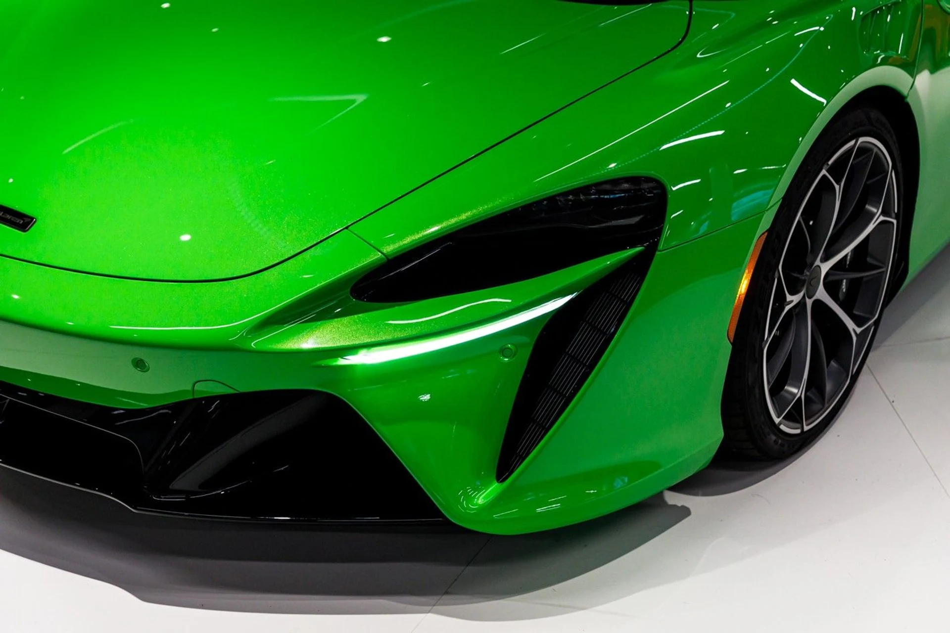 mph035_1873063414_647_p36_l_20c2e68c5e