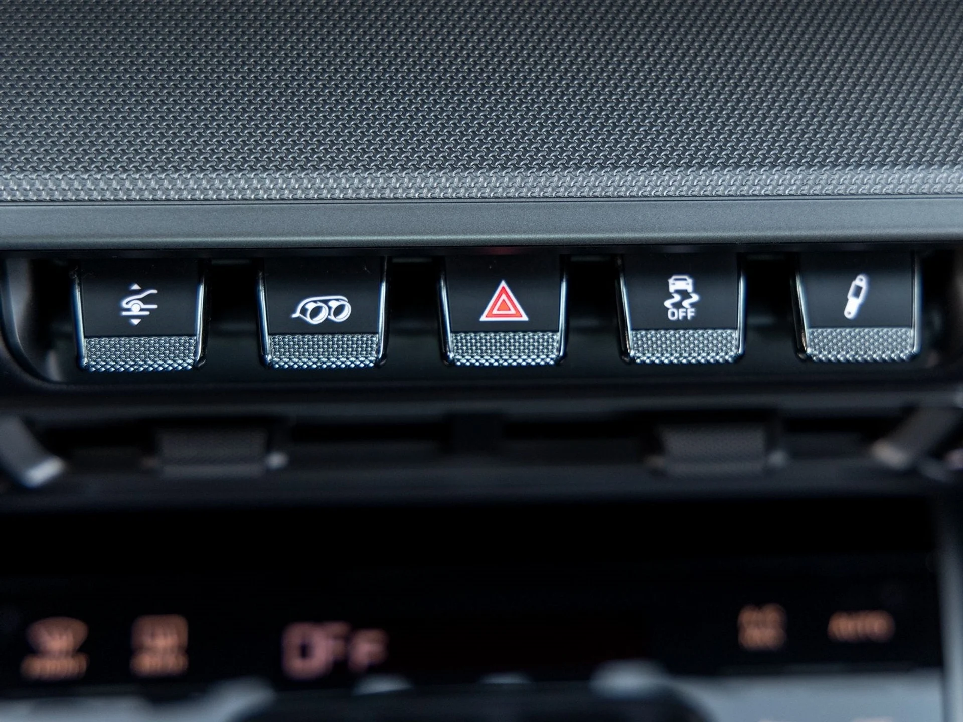 mph035_187626356_36_a9d94b93a7