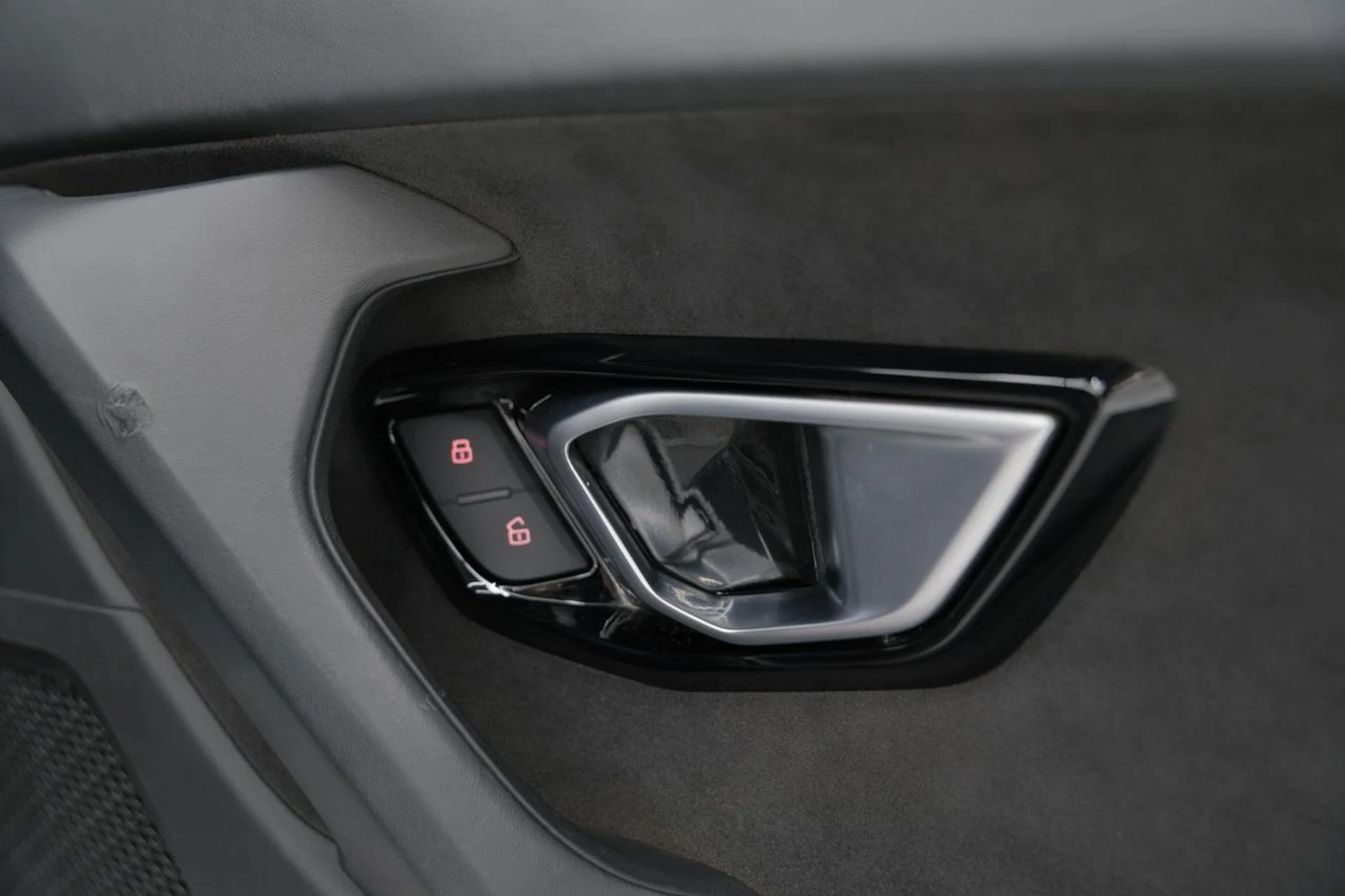 mph035_1892824413_a9ca5d3f468c8b85b346efbcf4532eb5_ea9e425d4a