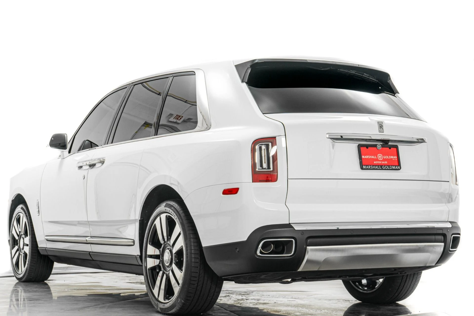 mph035_1894591102_Used_2024_Rolls_Royce_Cullinan_Shooting_Star_Headliner_Picnic_Tables_Low_Miles_1772230993_61e6bf9099