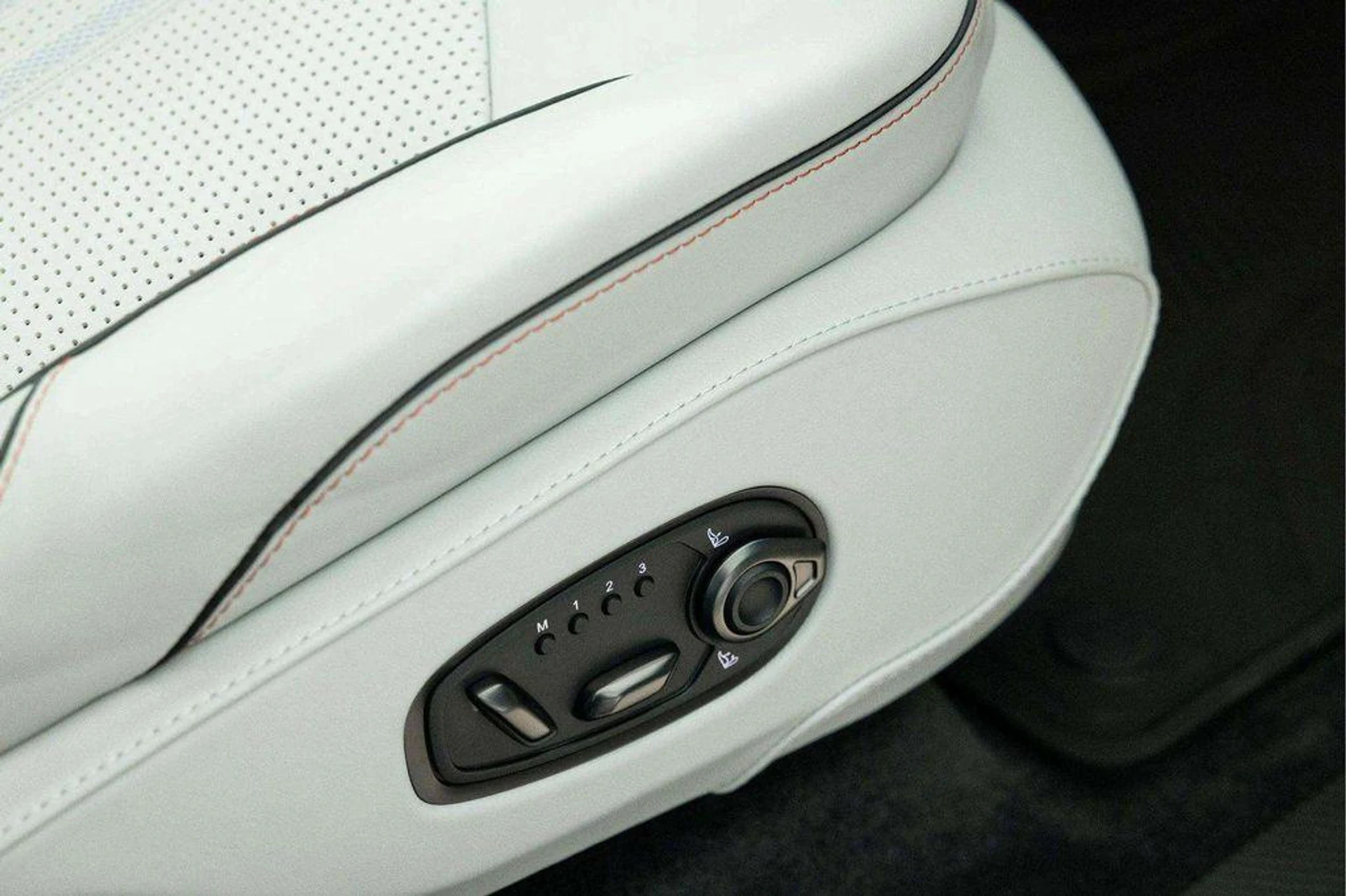 mph035_1902477084_f1kr84_DX_4lpkn6_F1w_AQ_2d_TK_Lc08_50b6ce7e8c