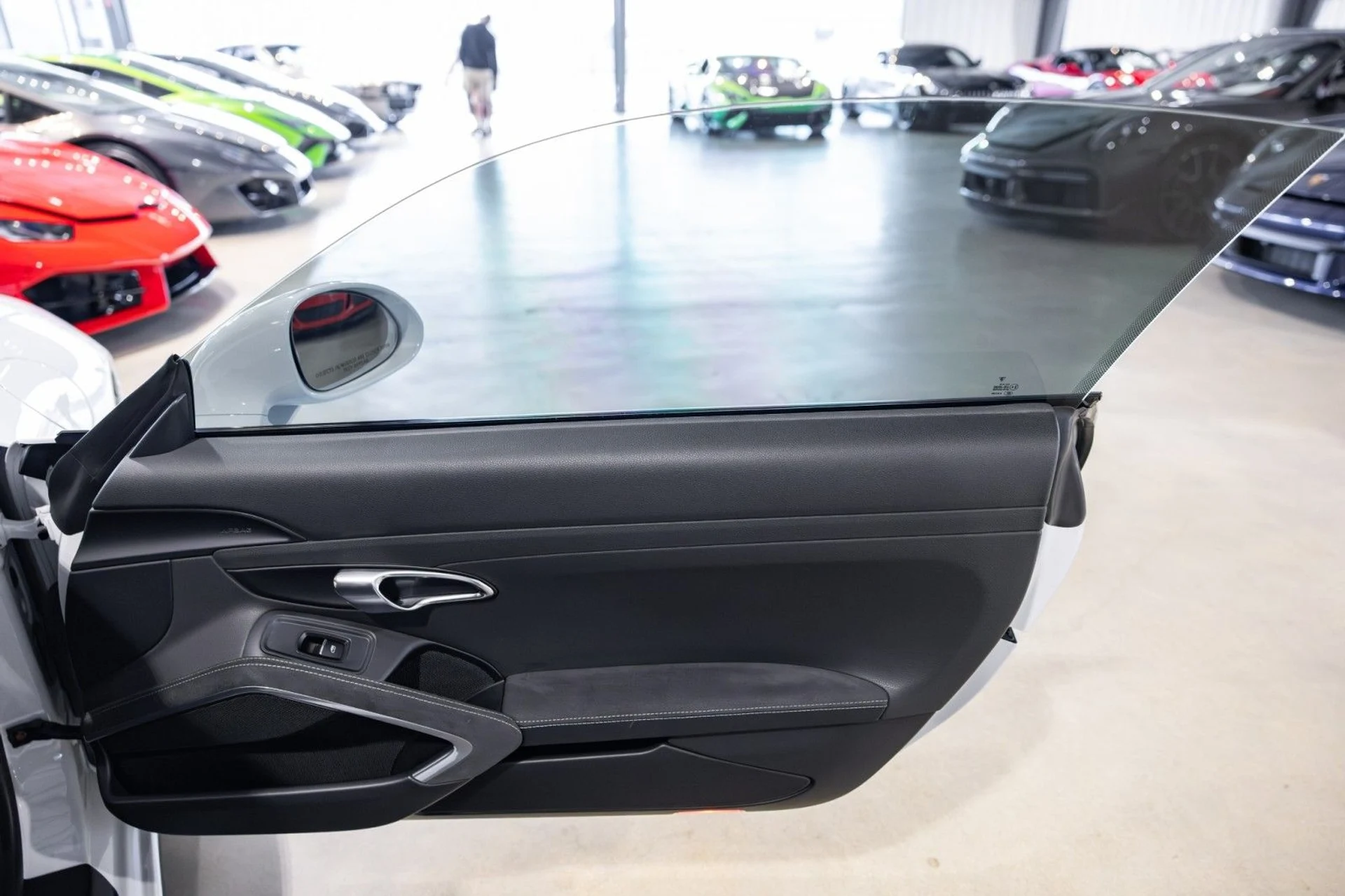 mph035_190359460_1g_f1c0b3f591