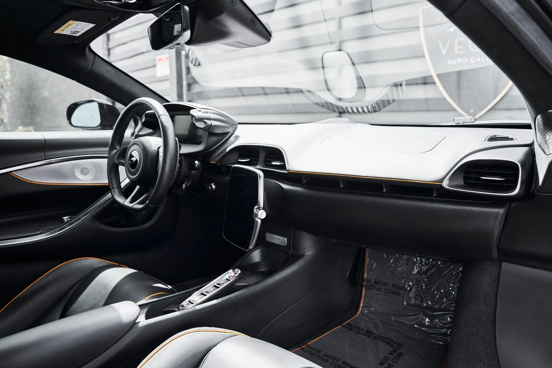 mph035_1912026157_Used_2024_Mc_Laren_Artura_1775583363_cb8b00173b