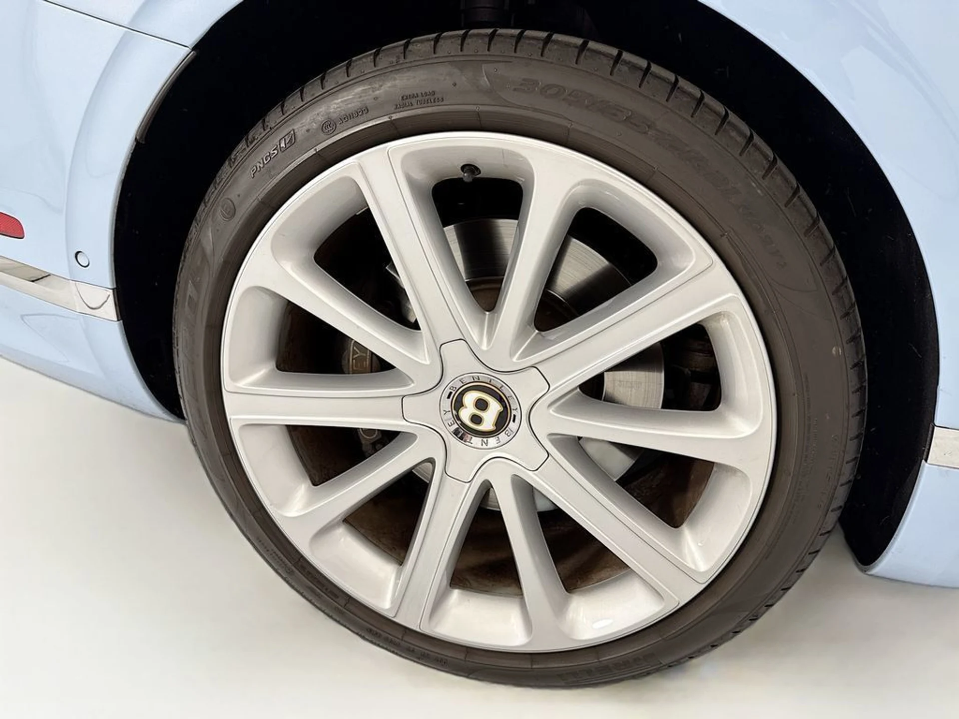 mph035_1914322777_used_2020_bentley_continental_v8_8119_23003004_36_1024_81efe72e70