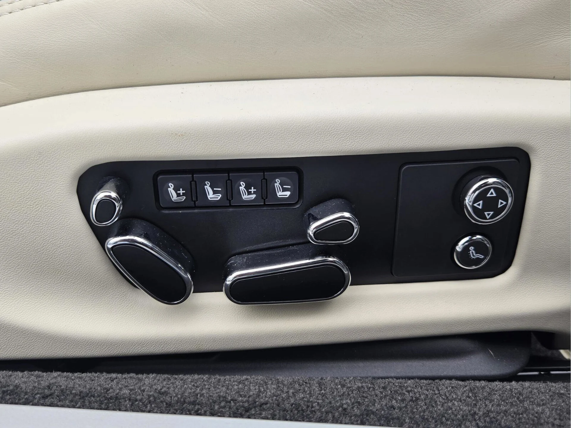 mph035_1914682822_53a70ffbc94d11f224922830b8195454x_bf18c3d9c2