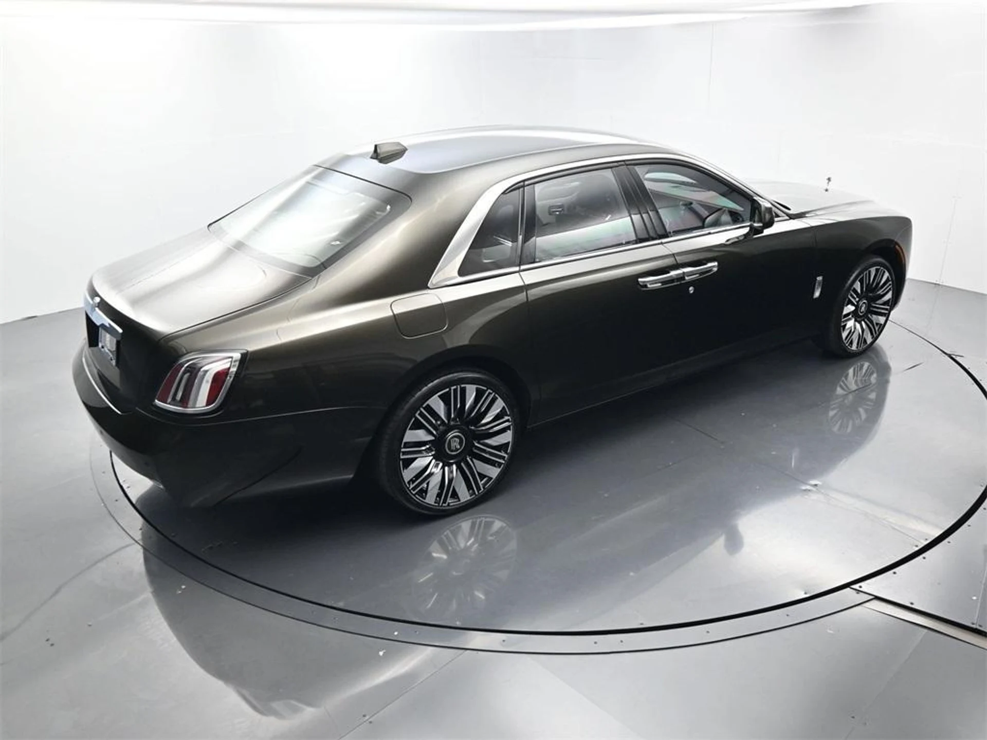 mph035_1915227080_Vok_NE_Yw_Lbj_Xf_Ar_E1g_Vd_Exmg_Dg_40d594a66f