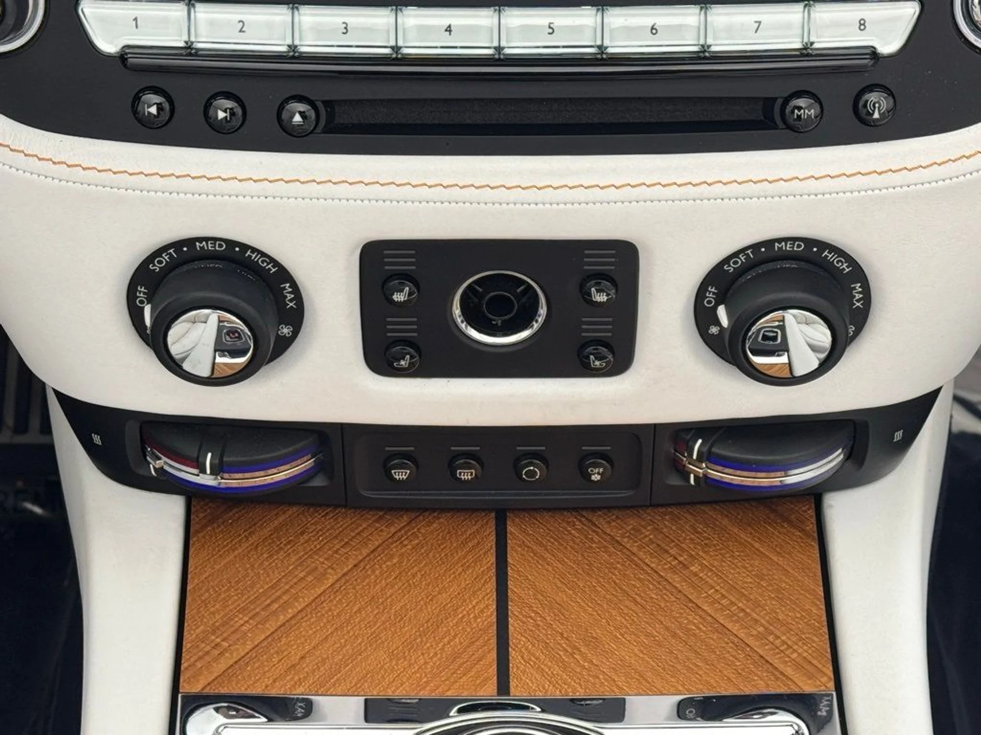 mph035_1922777506_fuxgf1cdian6r9wktyugozikbexc_96b7be1884