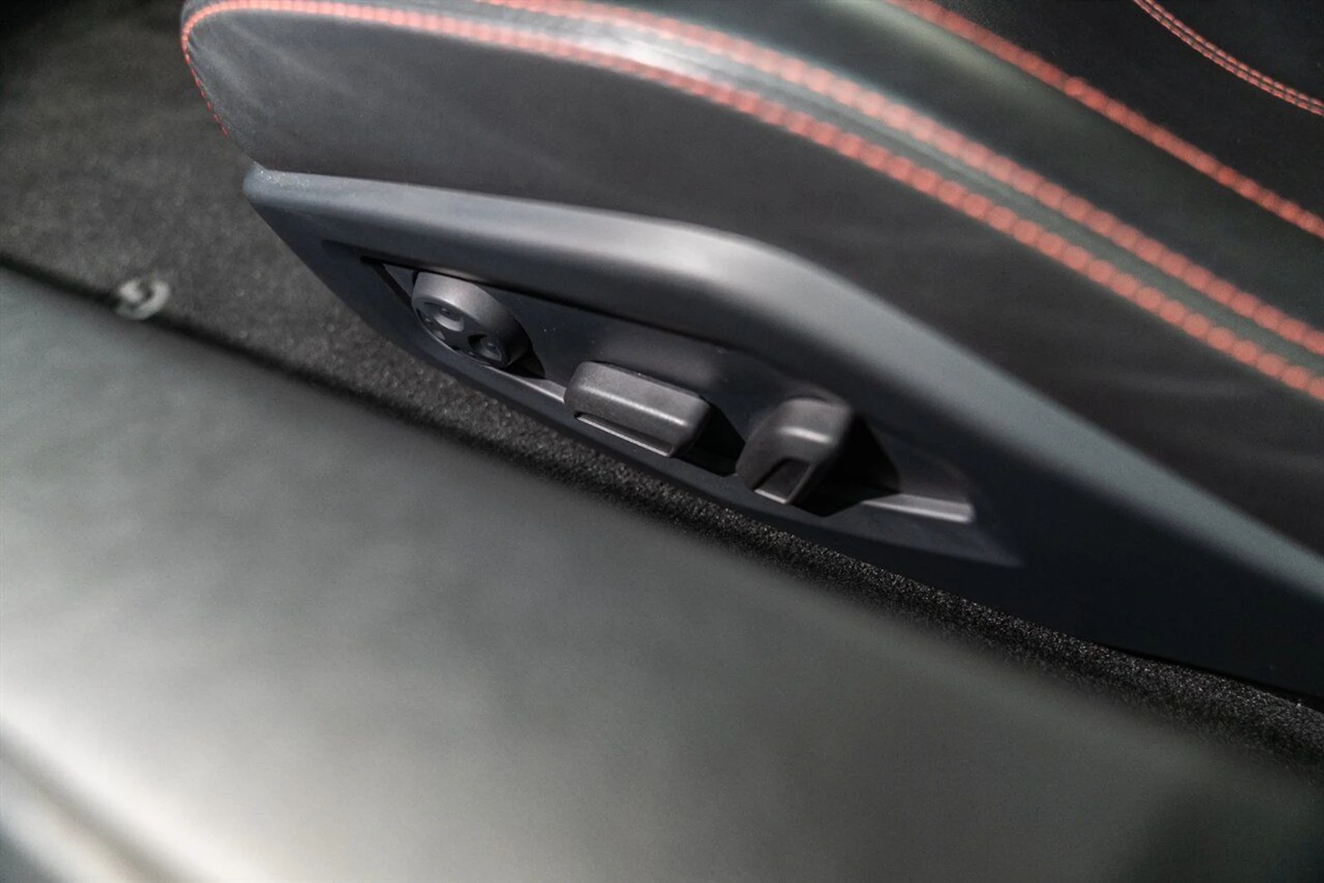 mph035_1923640807_c29c284b18_1280_2c4b341495