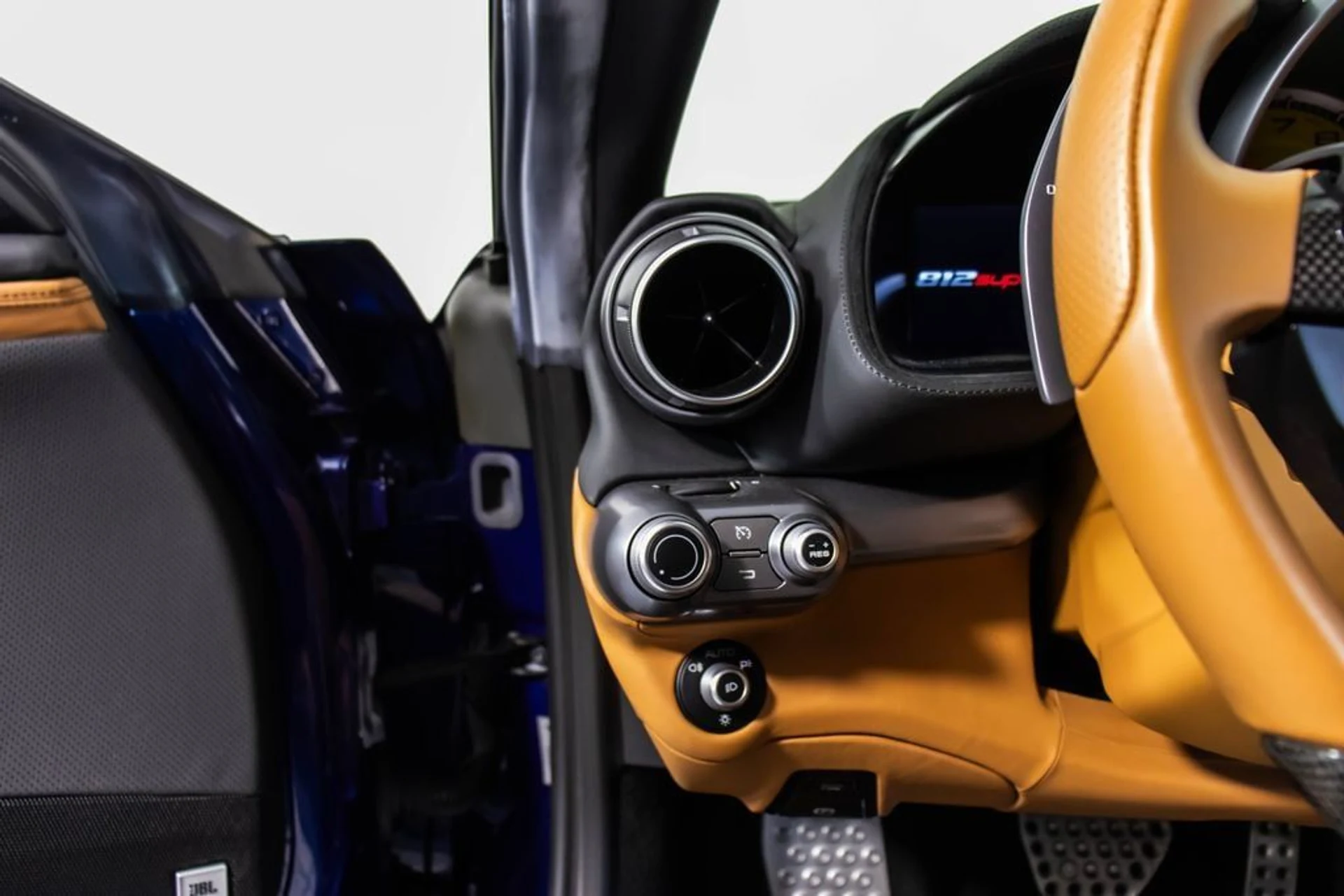 mph035_1931774957_cc705bc46688db7186c415c4bf38cf96x_87586f985a