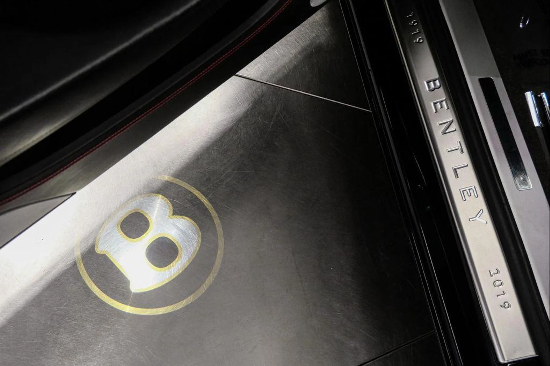 mph035_1938549744_Wg_R33e_XG_Ywi_Kv_Xjrhn_Ym_K26_Ki0_d952494a98