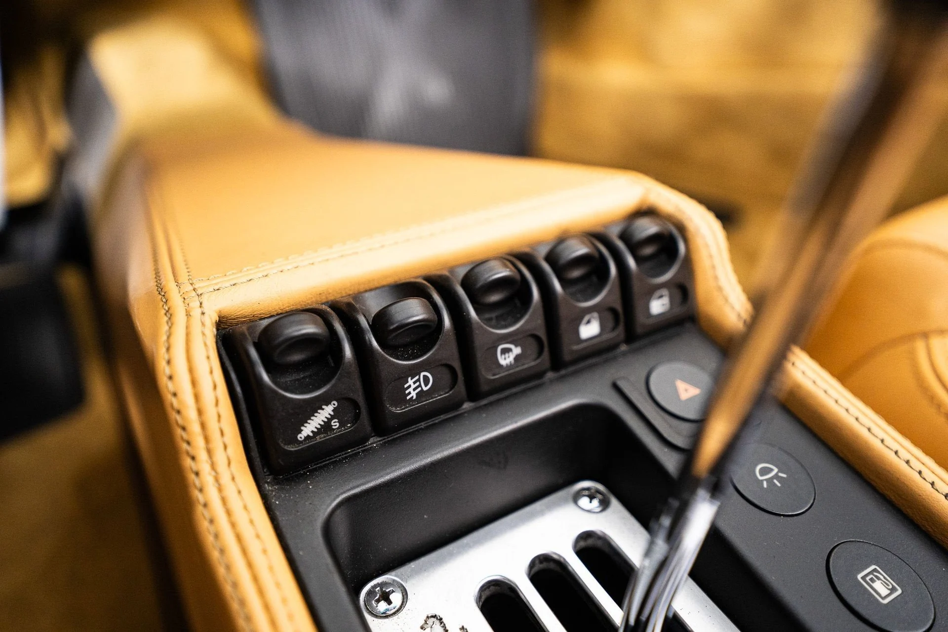 mph035_1968823257_3a170edd6a5f4590bff05a240f5609a9_1331474c44