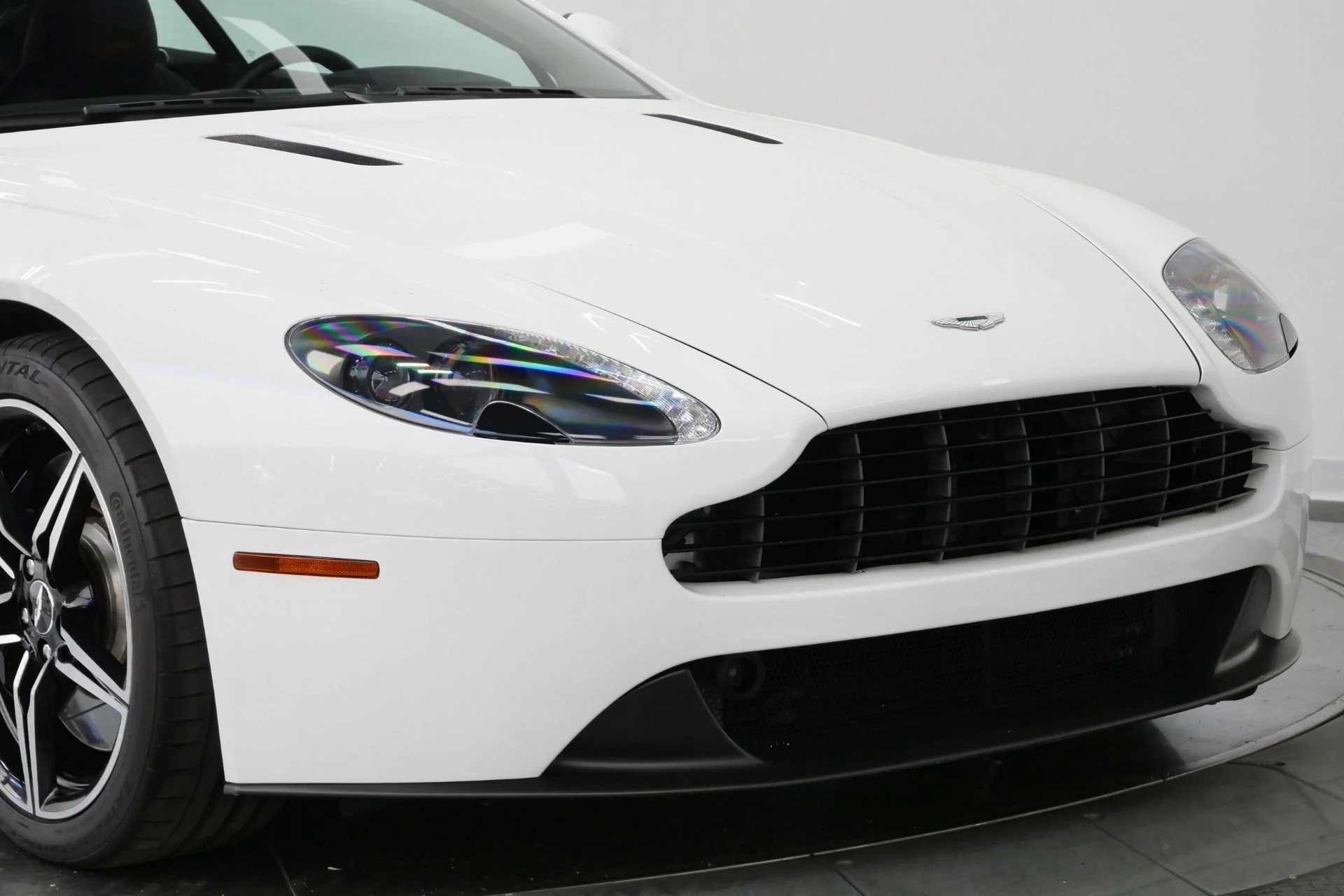 mph035_1973430869_Used_2016_Aston_Martin_V8_Vantage_GT_7_Speed_Manual_Low_Miles_Sport_Exhaust_1777396447_512b84888c